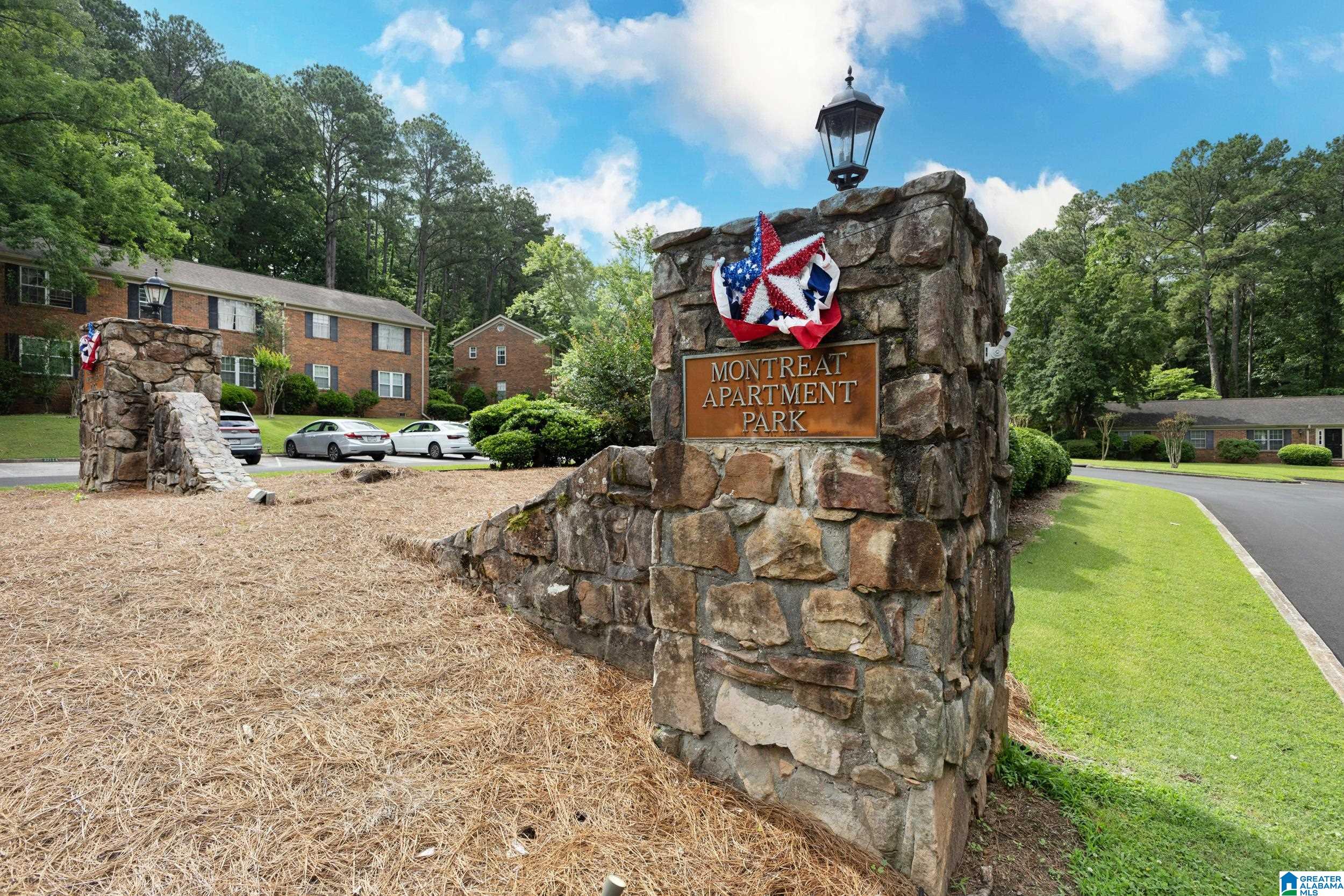 Homes for sale in Vestavia Hills, AL | 2038 Montreat Circle #D, Vestavia Hills, AL 35216 | MLS# 21454355