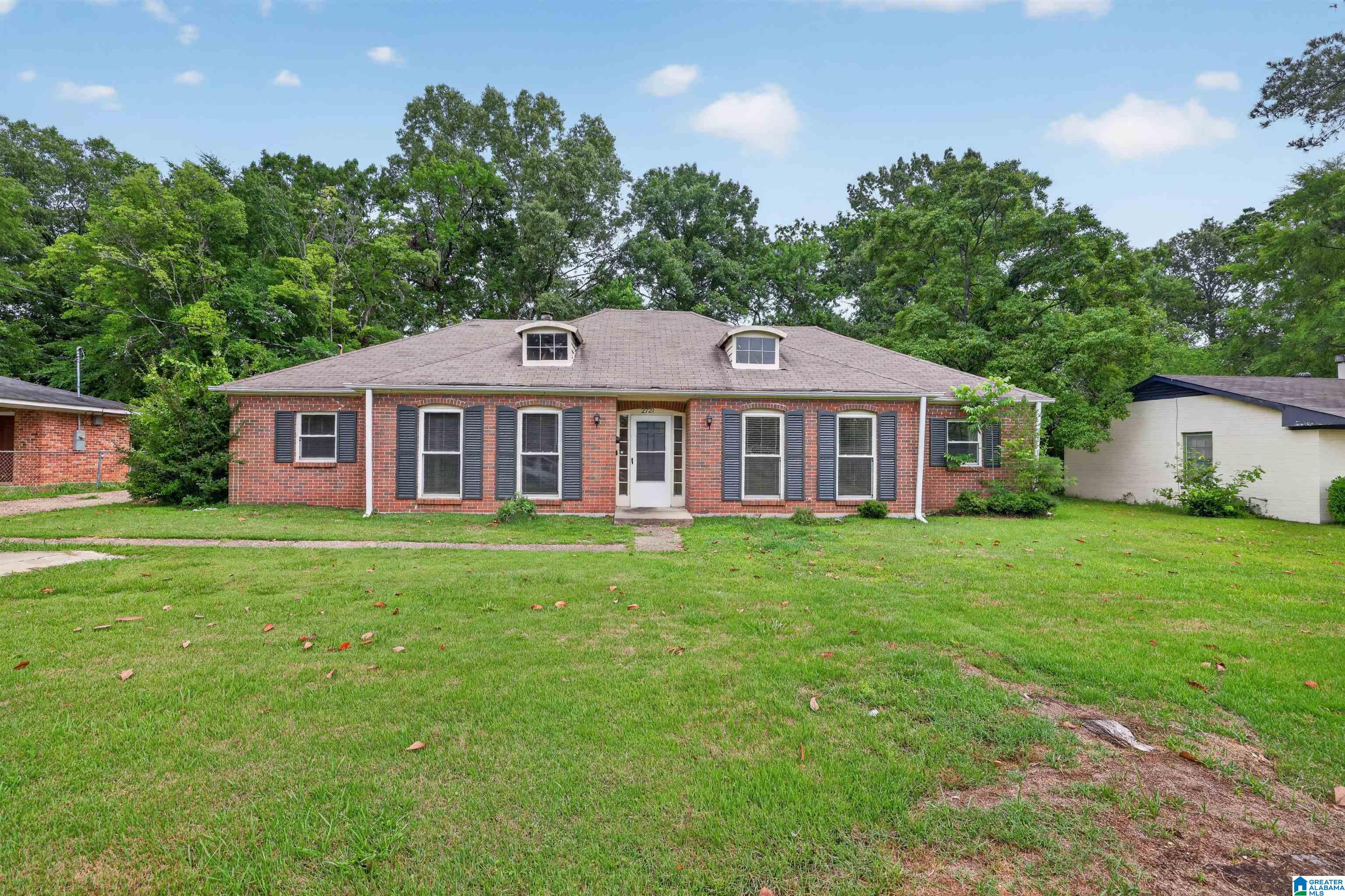 Photo 2 of Single family home for sale at 2721 Baldwin Brk Dr, Montgomery, AL 36116 | MLS# 21454399 | Listing updated on 2026-09-10