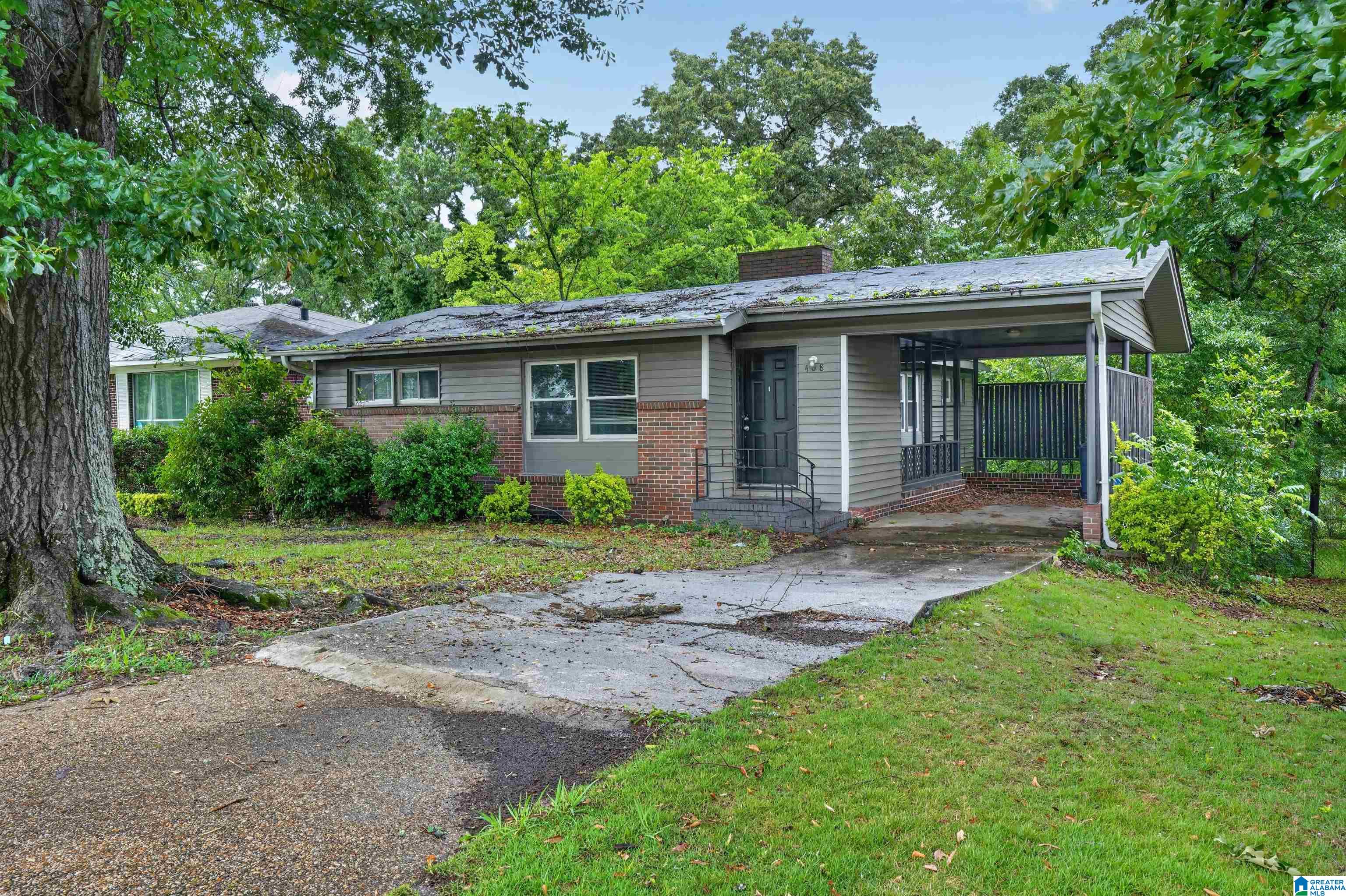 Homes for sale in Fairfield, AL | 408 Crest Dr, Fairfield, AL 35064 | MLS# 21454412