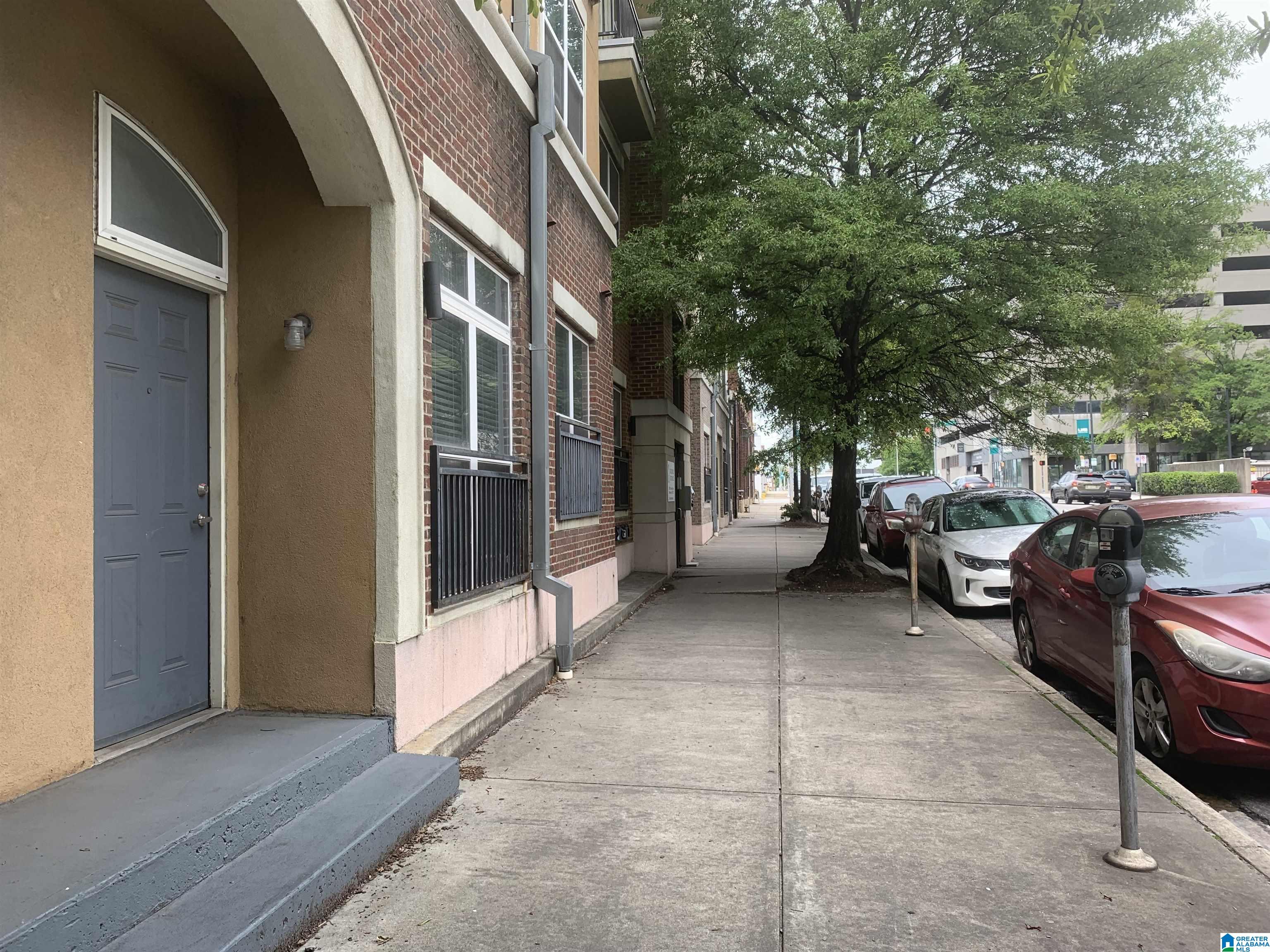 Homes for sale in Birmingham, AL | 2020 5th Avenue S #140, Birmingham, AL 35233 | MLS# 21454446