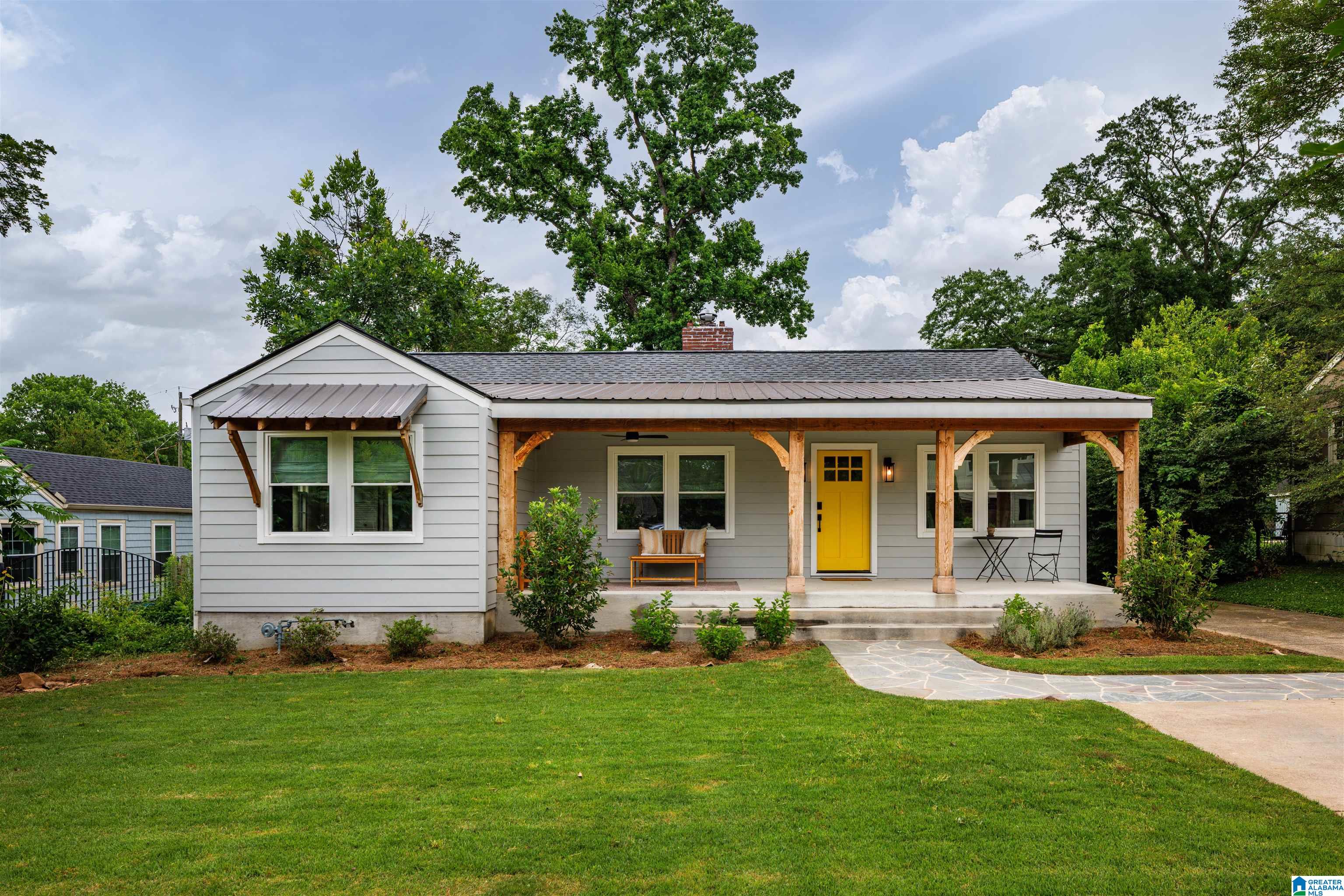 Homes for sale in Homewood, AL | 819 Columbiana Road, Homewood, AL 35209 | MLS# 21454466
