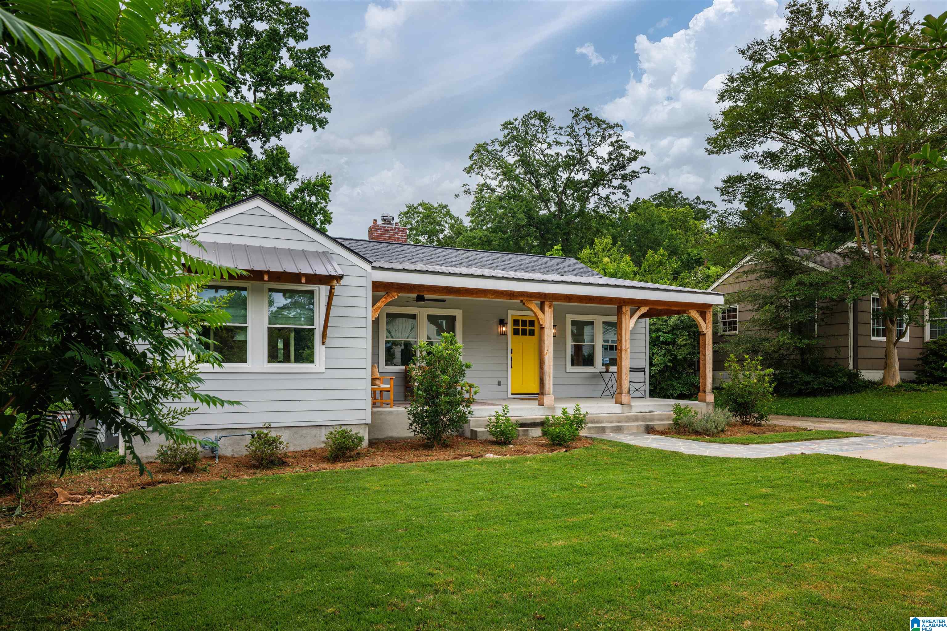 Homes for sale in Homewood, AL | 819 Columbiana Road, Homewood, AL 35209 | MLS# 21454466