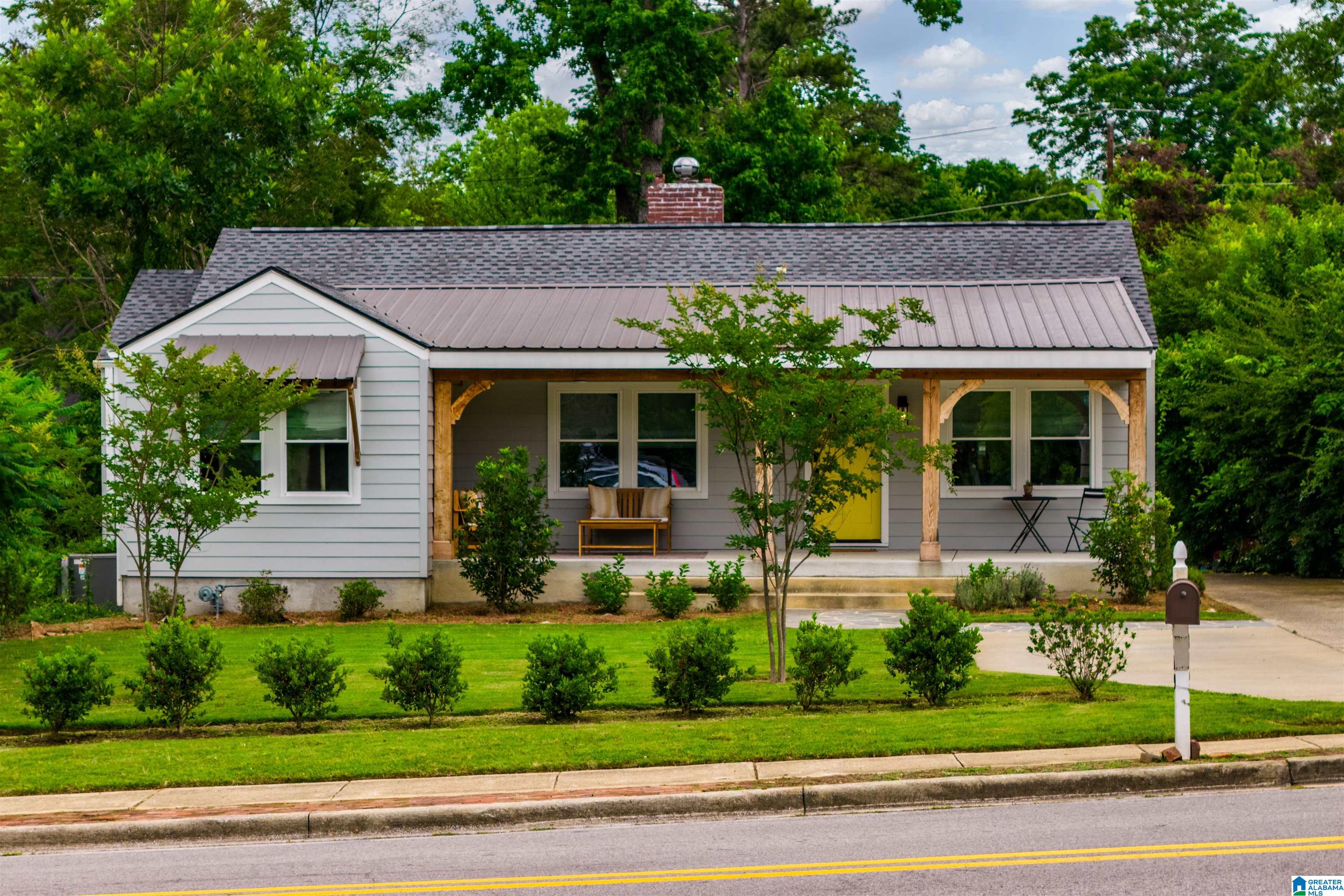 Homes for sale in Homewood, AL | 819 Columbiana Road, Homewood, AL 35209 | MLS# 21454466