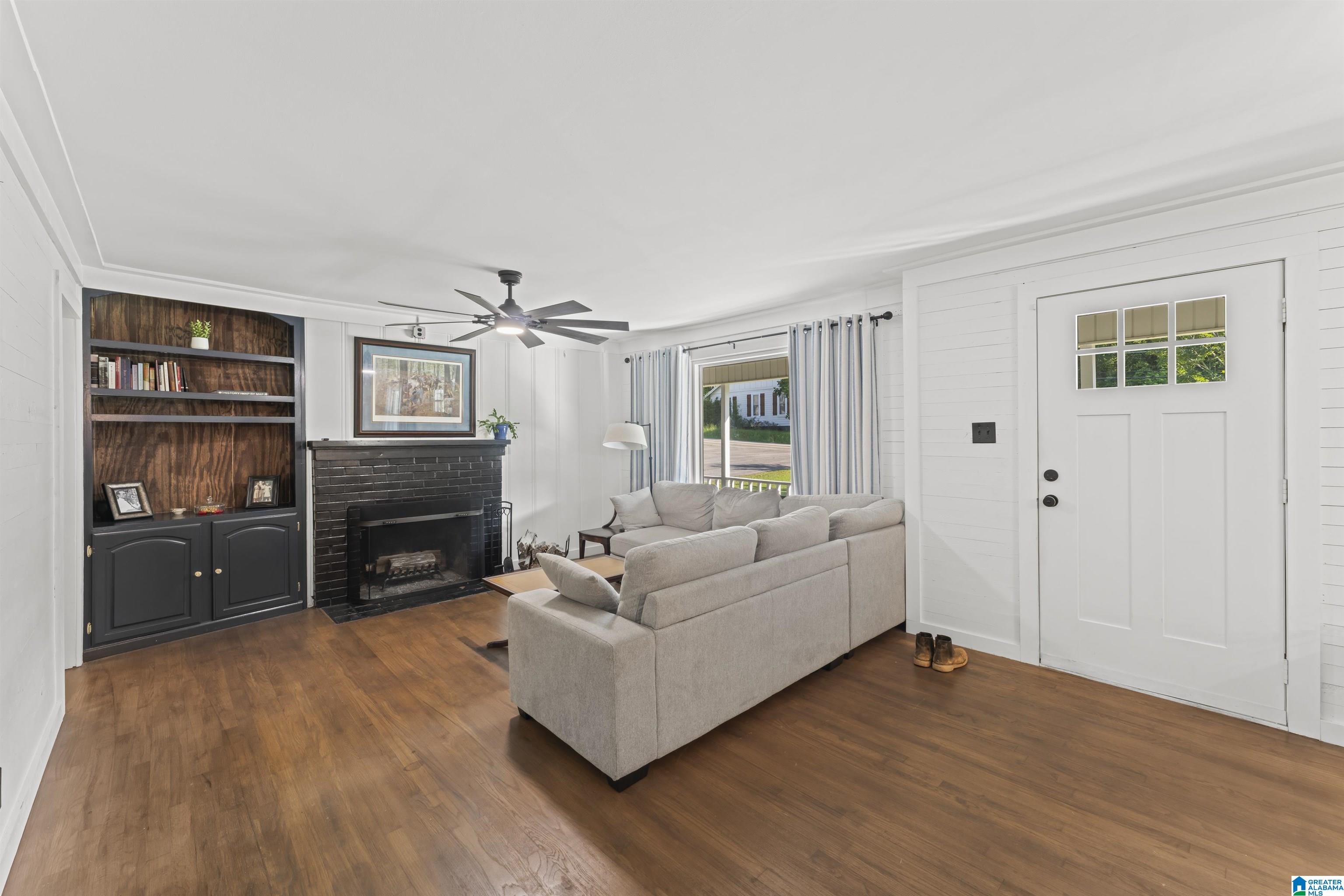 Photo 4 of Single family home for sale at 233 Village Springs Rd, Springville, AL 35146 | MLS# 21454474 | Listing updated on 2026-09-11