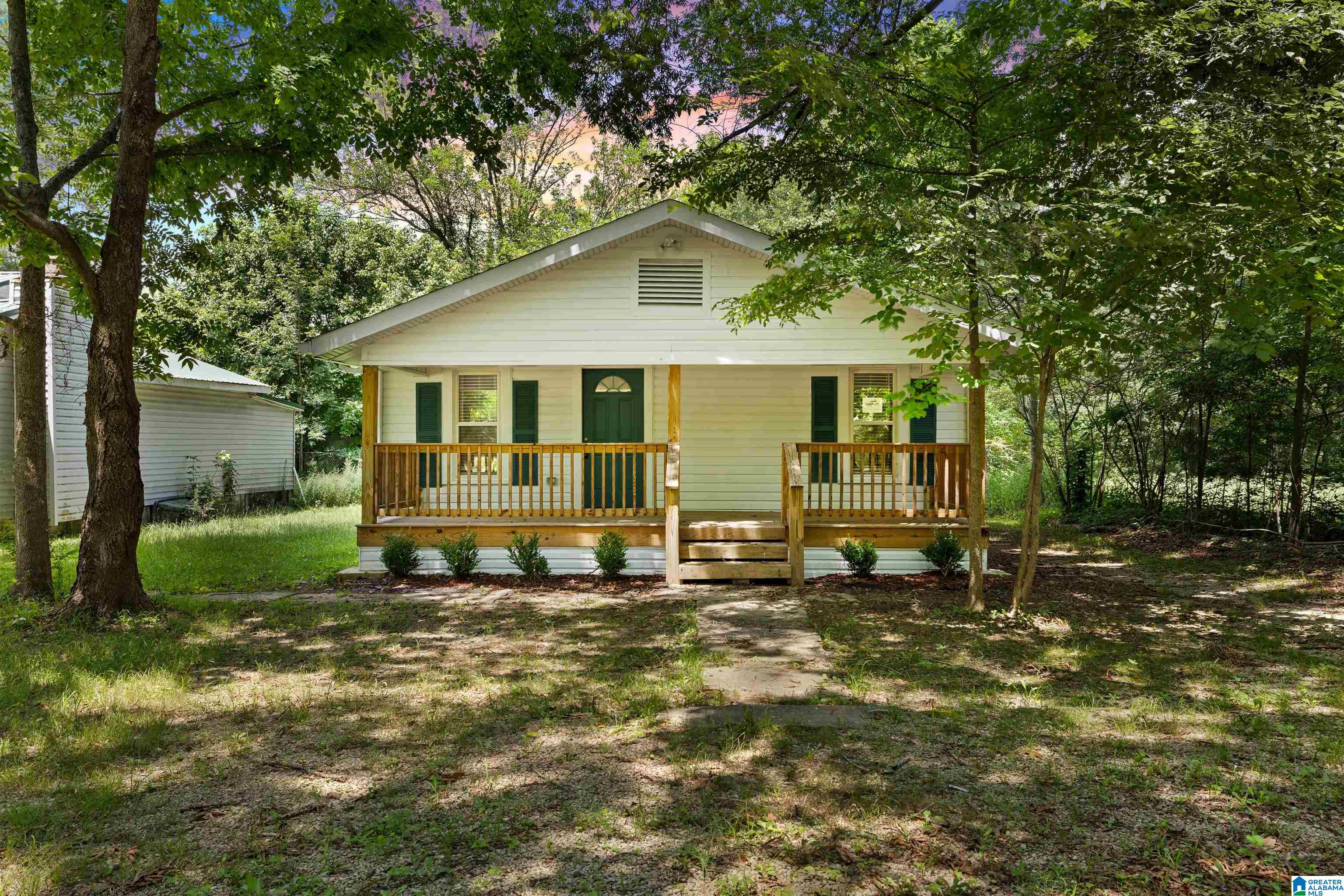 Photo 1 of Sale Pending at 2112 Cumberland Rd, Bessemer, AL 35022 | MLS# 21454492 | Listing updated on 2026-08-21