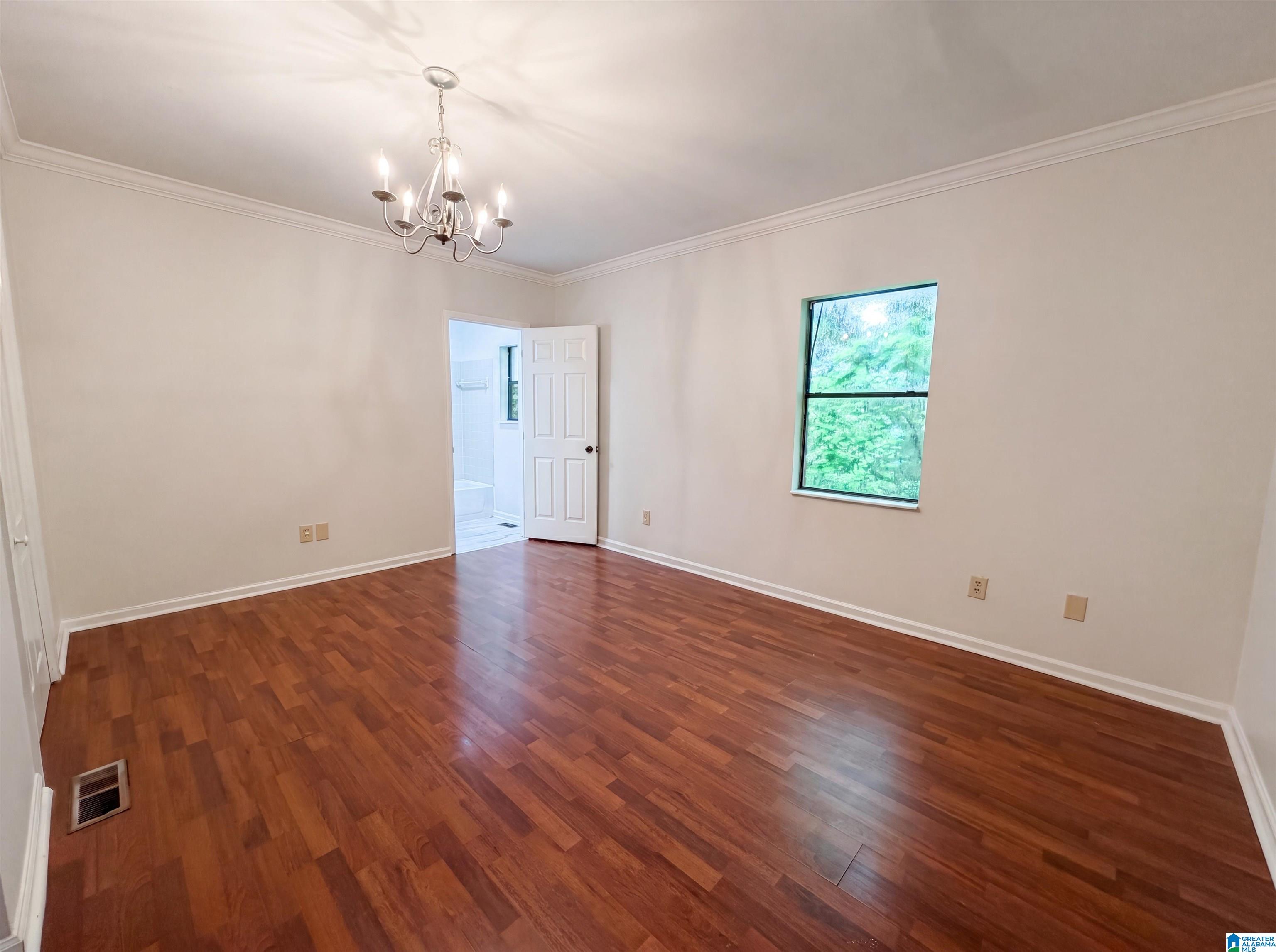 Photo 3 of Sale Pending at 4800 Park Ave SW, Birmingham, AL 35221 | MLS# 21454516 | Listing updated on 2026-09-15