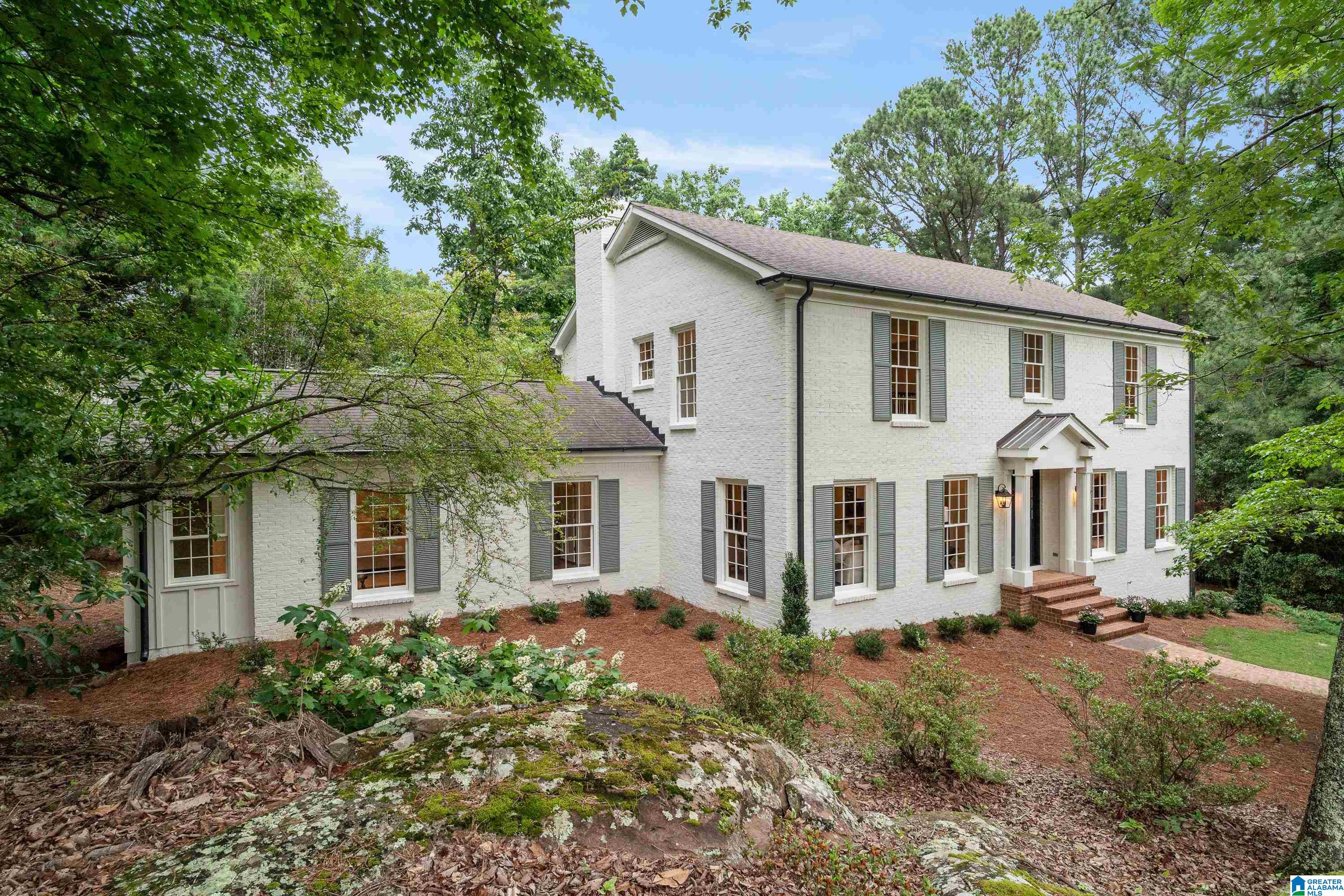 Homes for sale in Mountain Brk, AL | 3022 Weatherton Dr, Mountain Brk, AL 35223 | MLS# 21454521