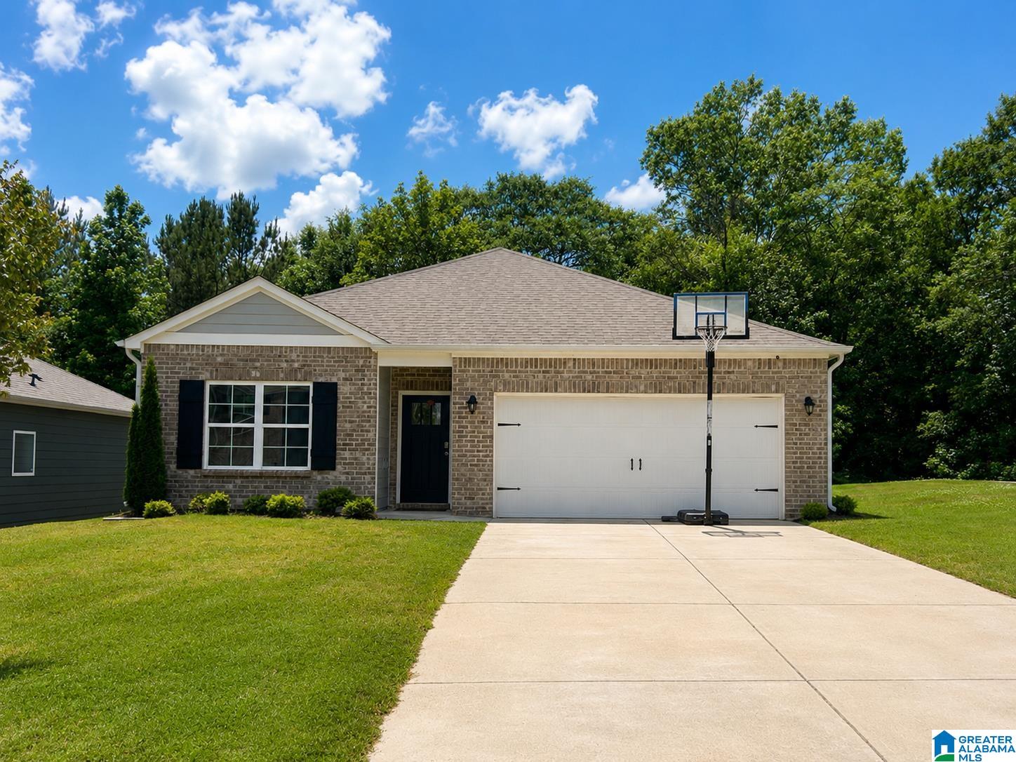 Homes for sale in Odenville, AL | 205 Sussex Road, Odenville, AL 35120 | MLS# 21454569