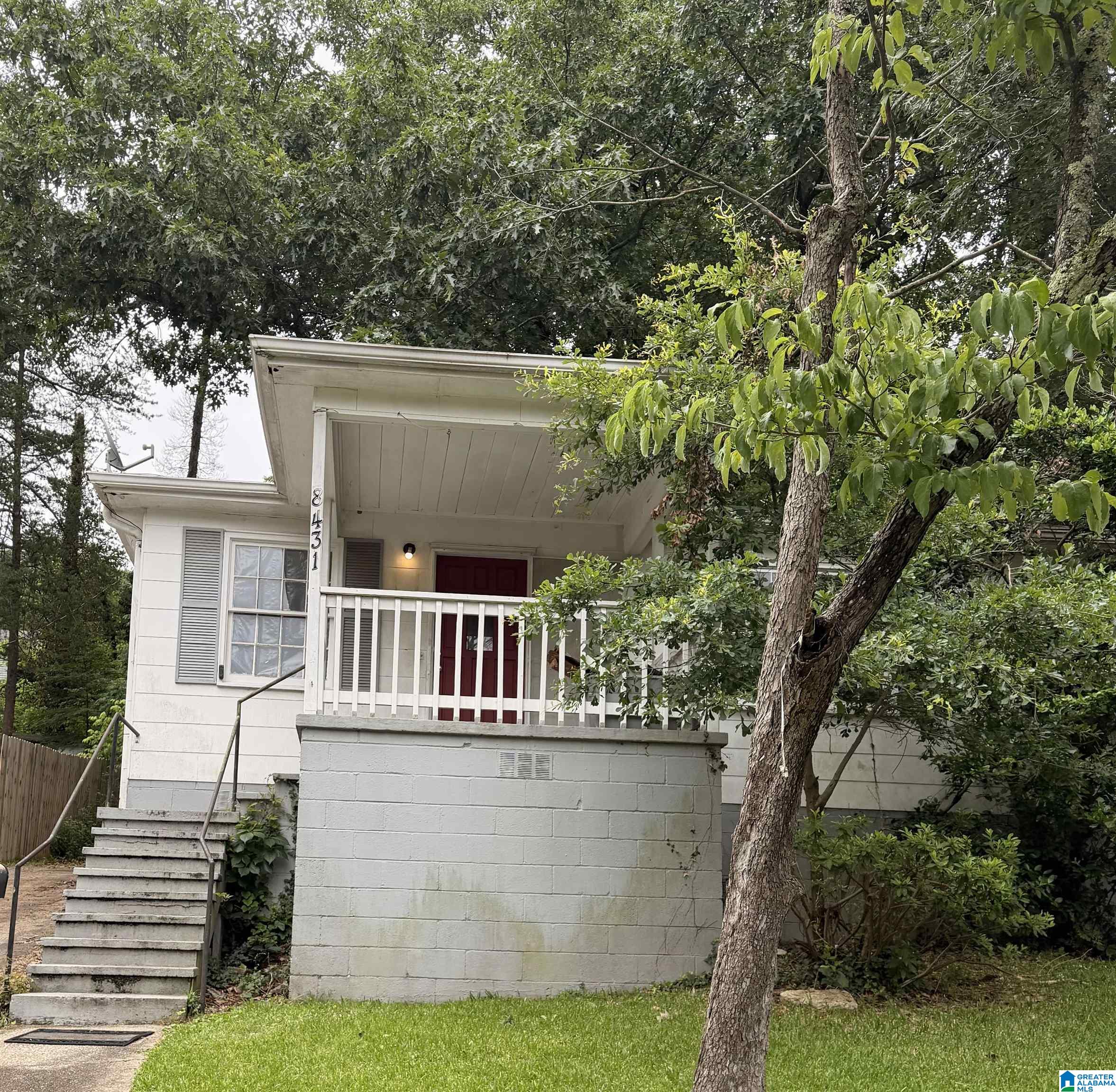 Homes for sale in Birmingham, AL | 8431 10th Avenue S, Birmingham, AL 35206 | MLS# 21454585