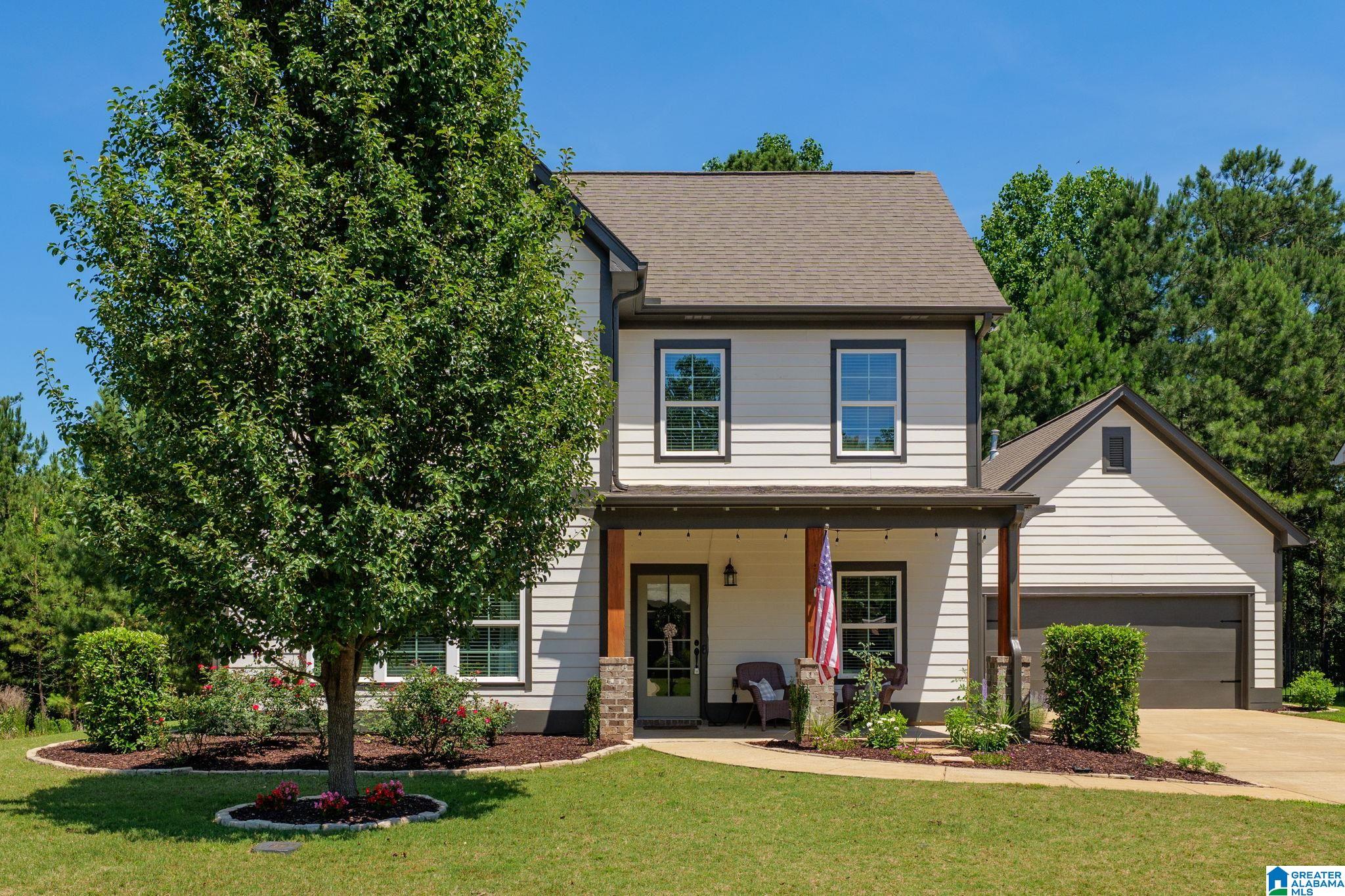 Homes for sale in Trussville, AL | 305 Lake Ridge Dr, Trussville, AL 35173 | MLS# 21454591