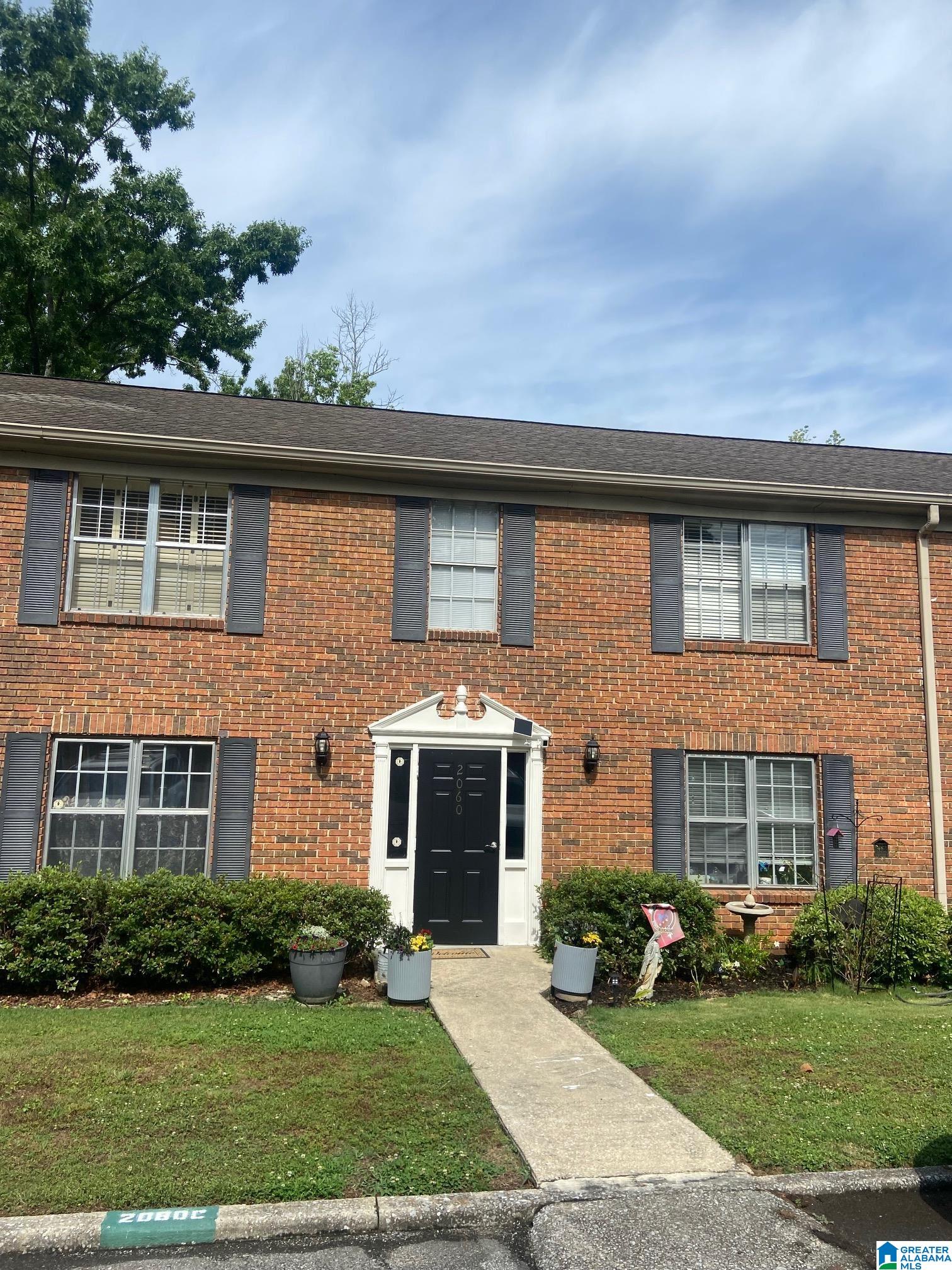 Homes for sale in Vestavia Hills, AL | 2060 Montreat Dr #D, Vestavia Hills, AL 35216 | MLS# 21454598