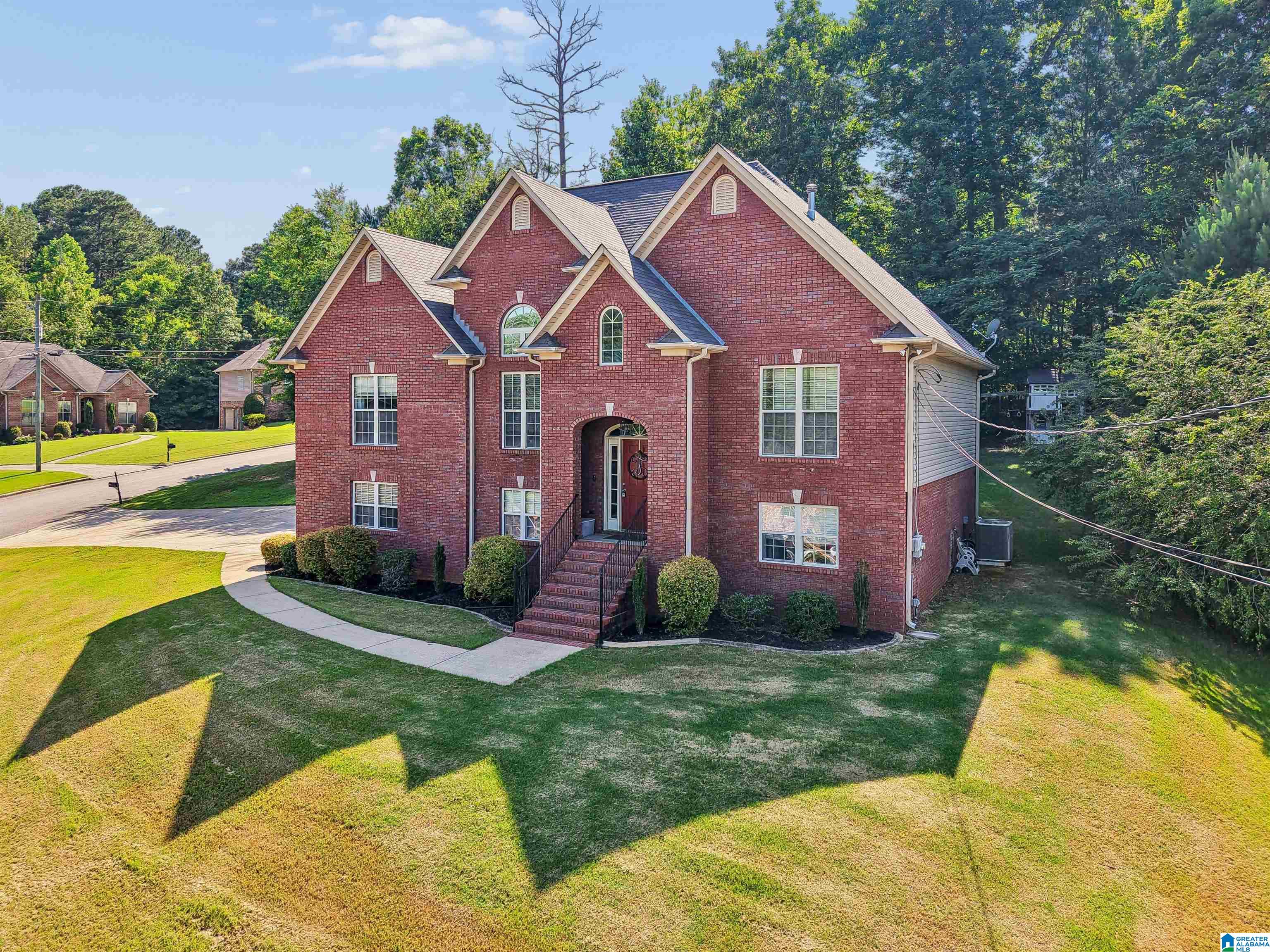 Homes for sale in Odenville, AL | 175 Hawks Bend Lane, Odenville, AL 35120 | MLS# 21454610