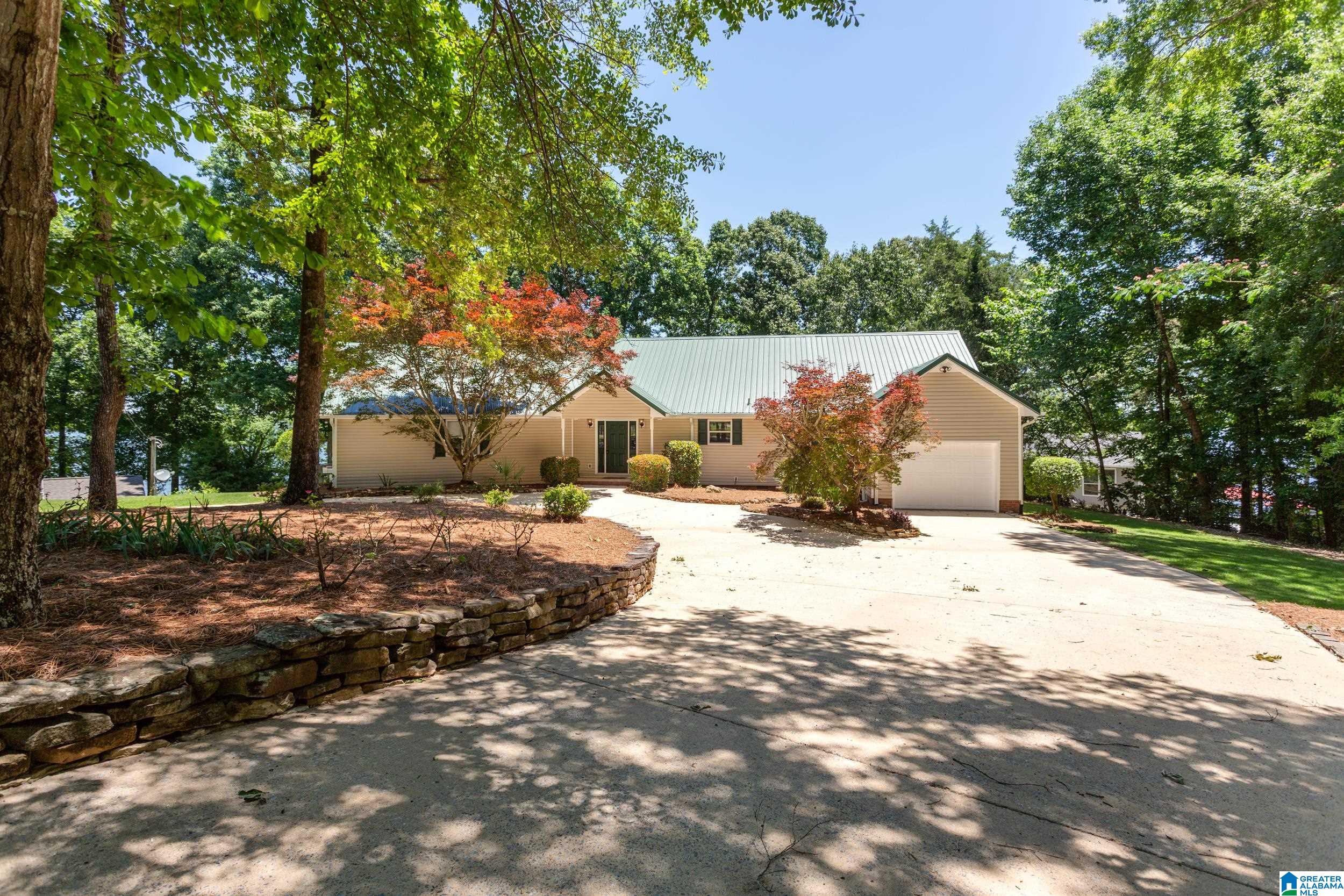 Homes for sale in Talladega, AL | 3562 Griffitt Bend Road, Talladega, AL 35160 | MLS# 21454646