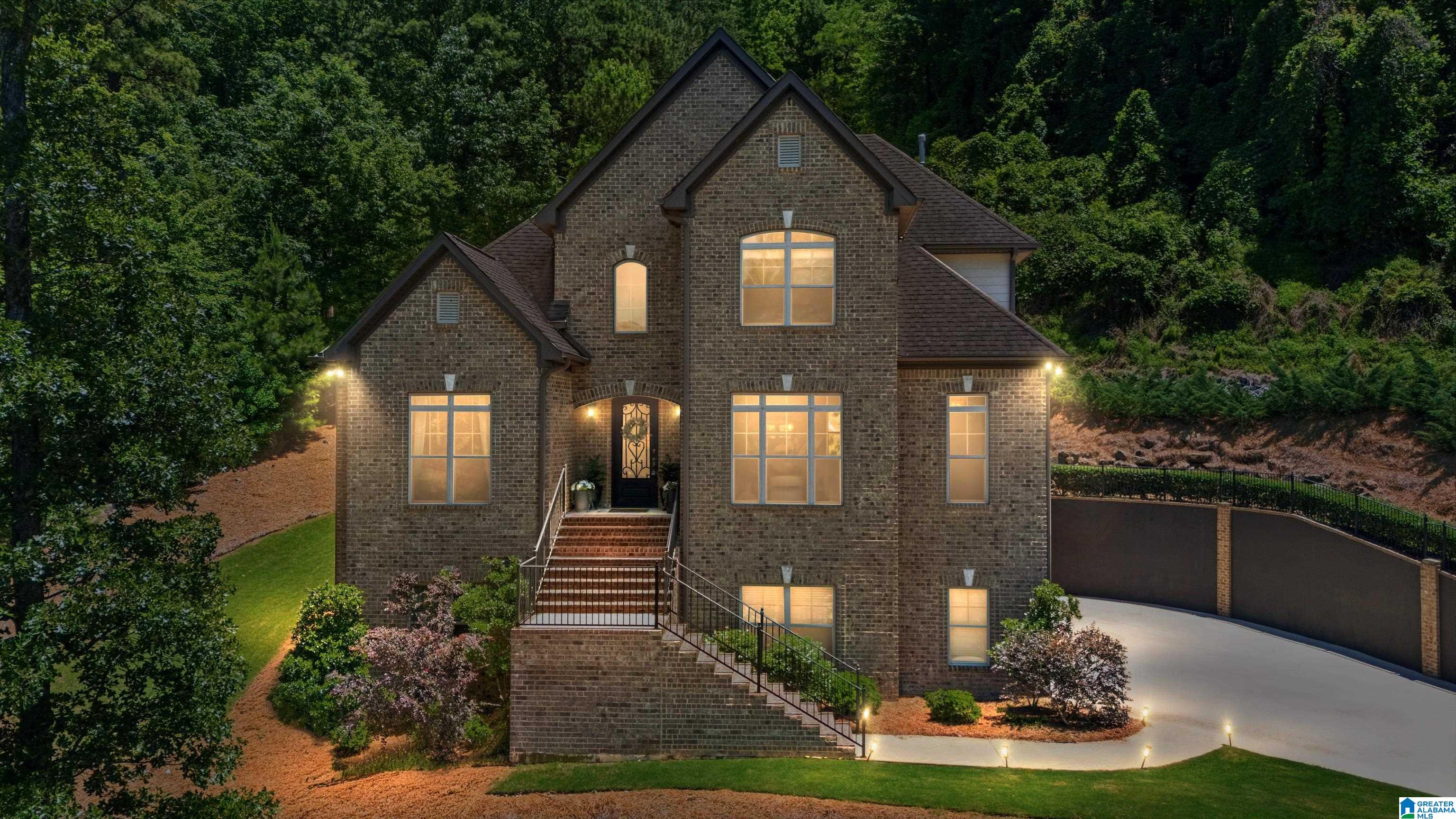 2nd image of 6020 Eagle Point Circle, Birmingham, AL 35242 | MLS# 21454661