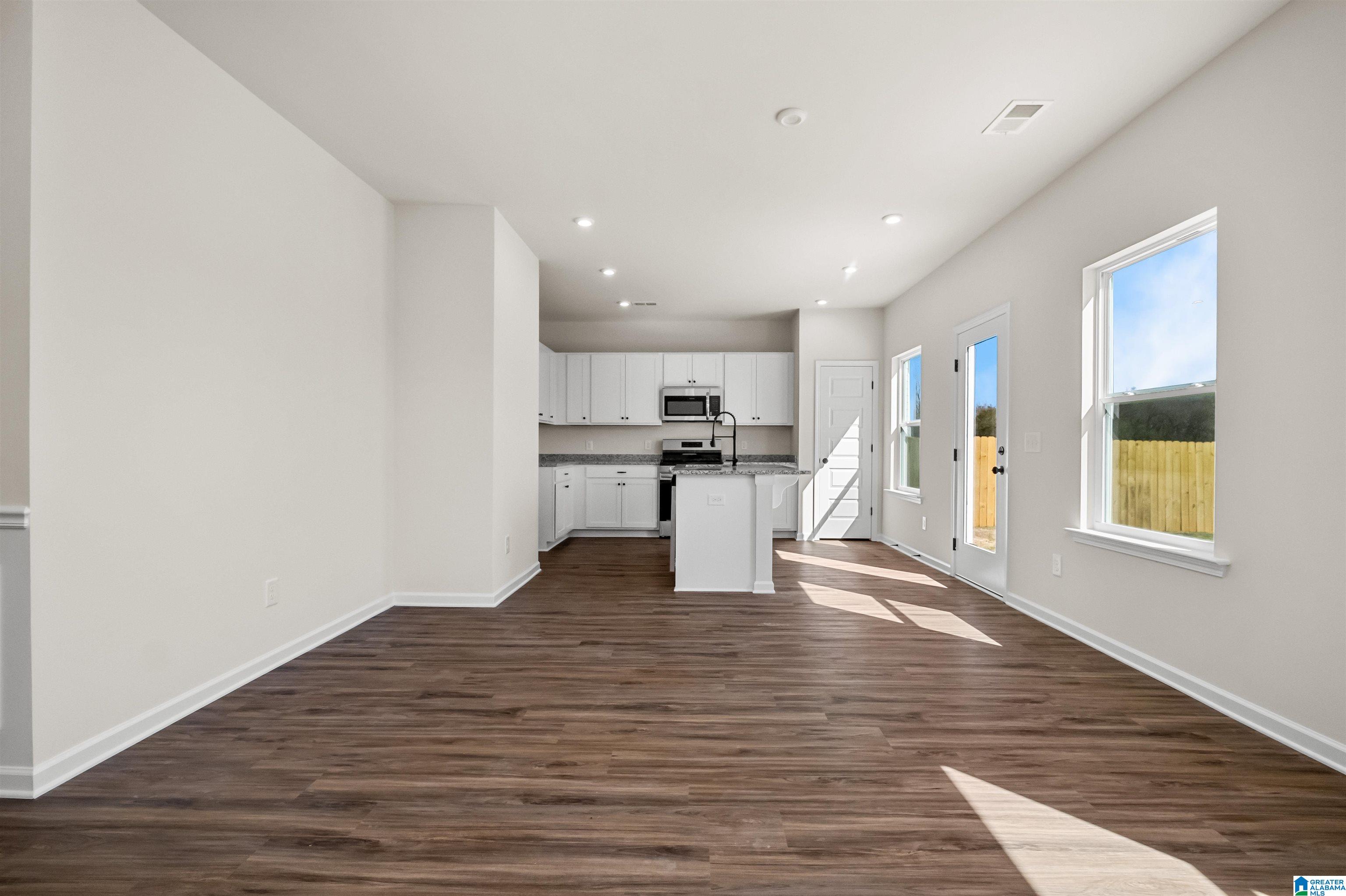 3rd image of 7410 Upland Loop, Leeds, AL 35094 | MLS# 21454706