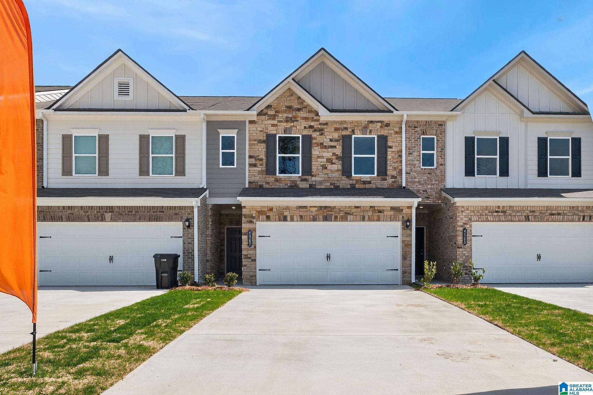 Homes for sale in Fultondale, AL | 4527 Village Parkway #9, Fultondale, AL 35068 | MLS# 21454712