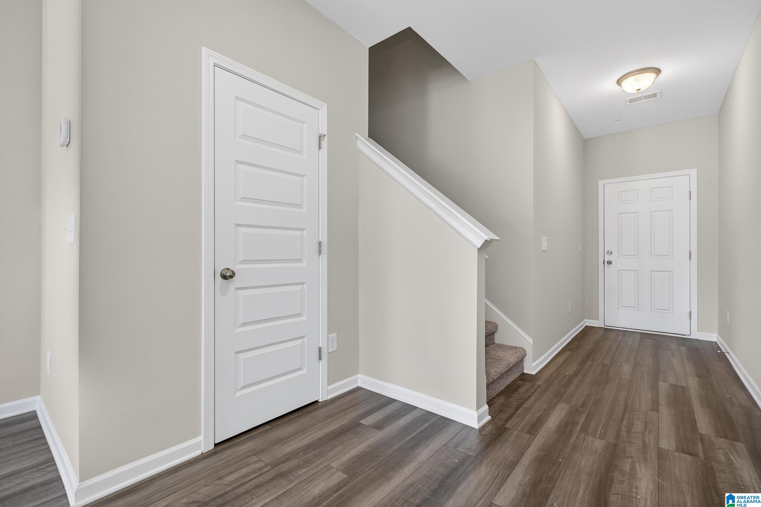 4th image of 4527 Village Parkway #9, Fultondale, AL 35068 | MLS# 21454712