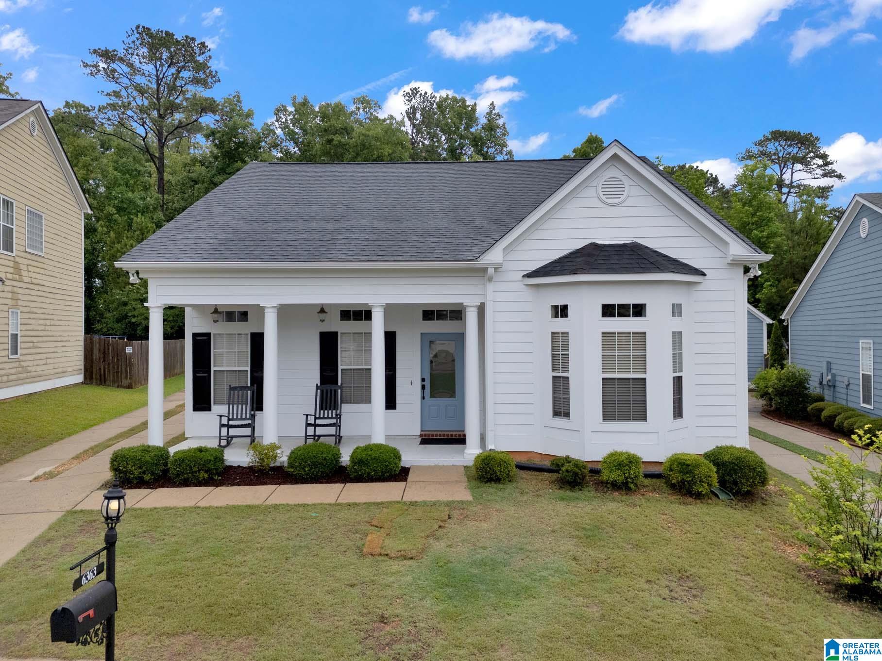 Homes for sale in Bessemer, AL | 6363 N Clubview Circle, Bessemer, AL 35022 | MLS# 21454714