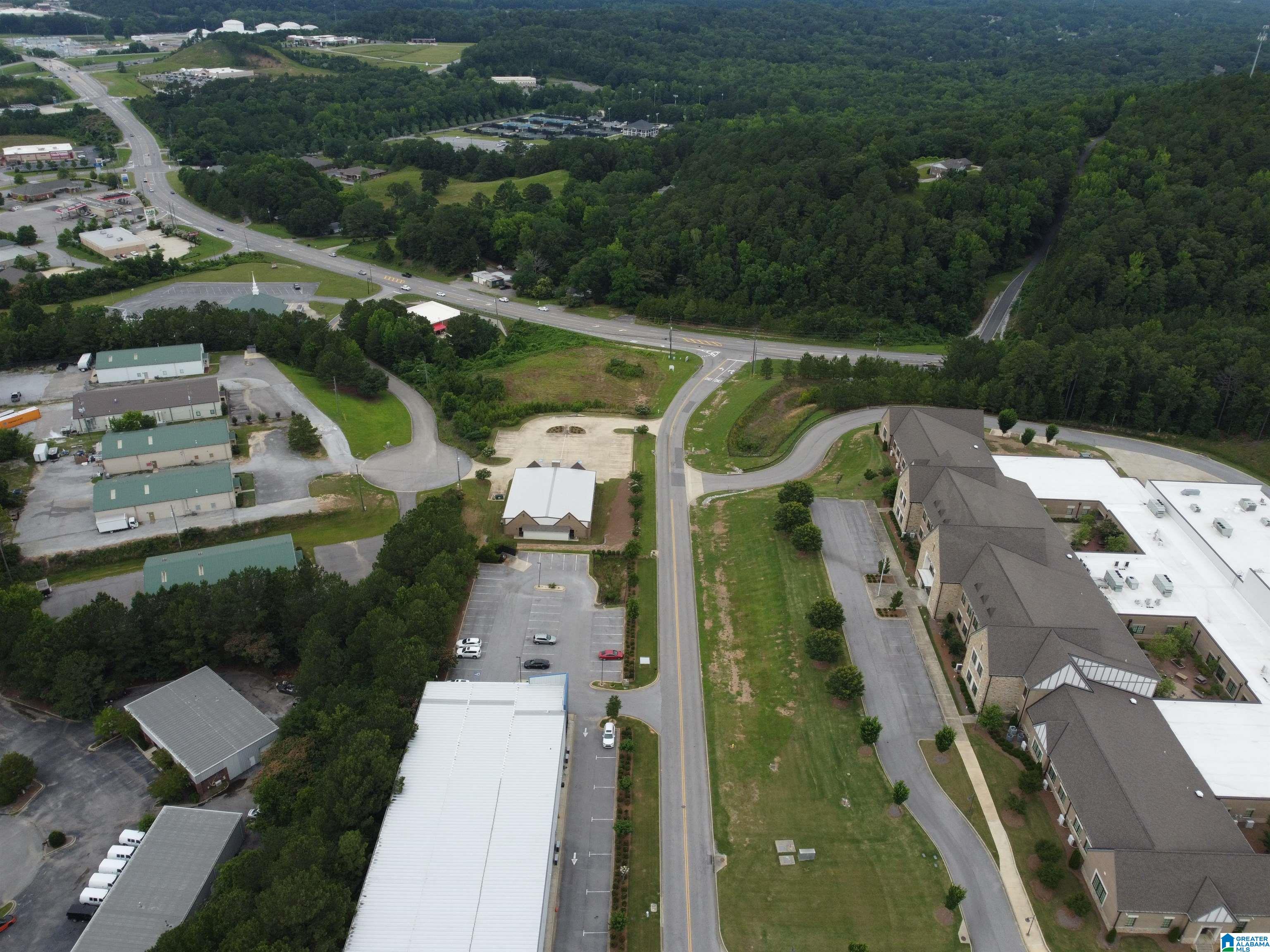 10th image of 200 Applegate Parkway, Pelham, AL 35124 | MLS# 21454715