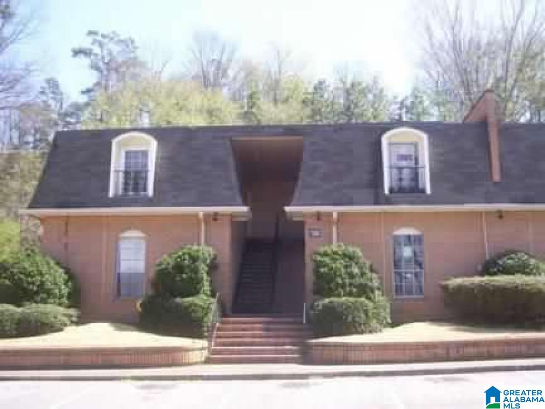 Homes for sale in Homewood, AL | 186 Old Montgomery Hwy #C, Homewood, AL 35216 | MLS# 21454799