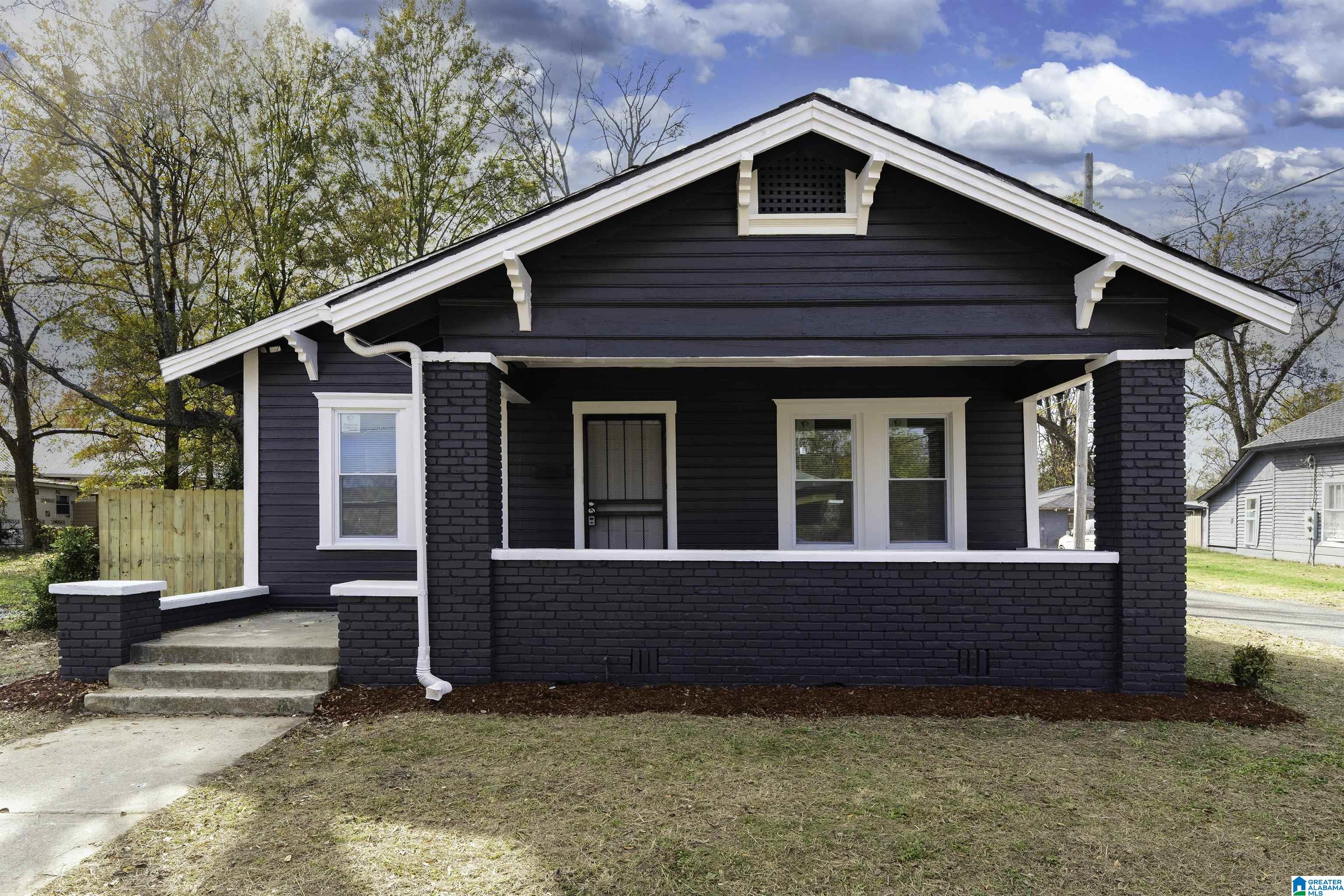 Homes for sale in Birmingham, AL | 516 Sw 14th Street Sw, Birmingham, AL 35211 | MLS# 21454803