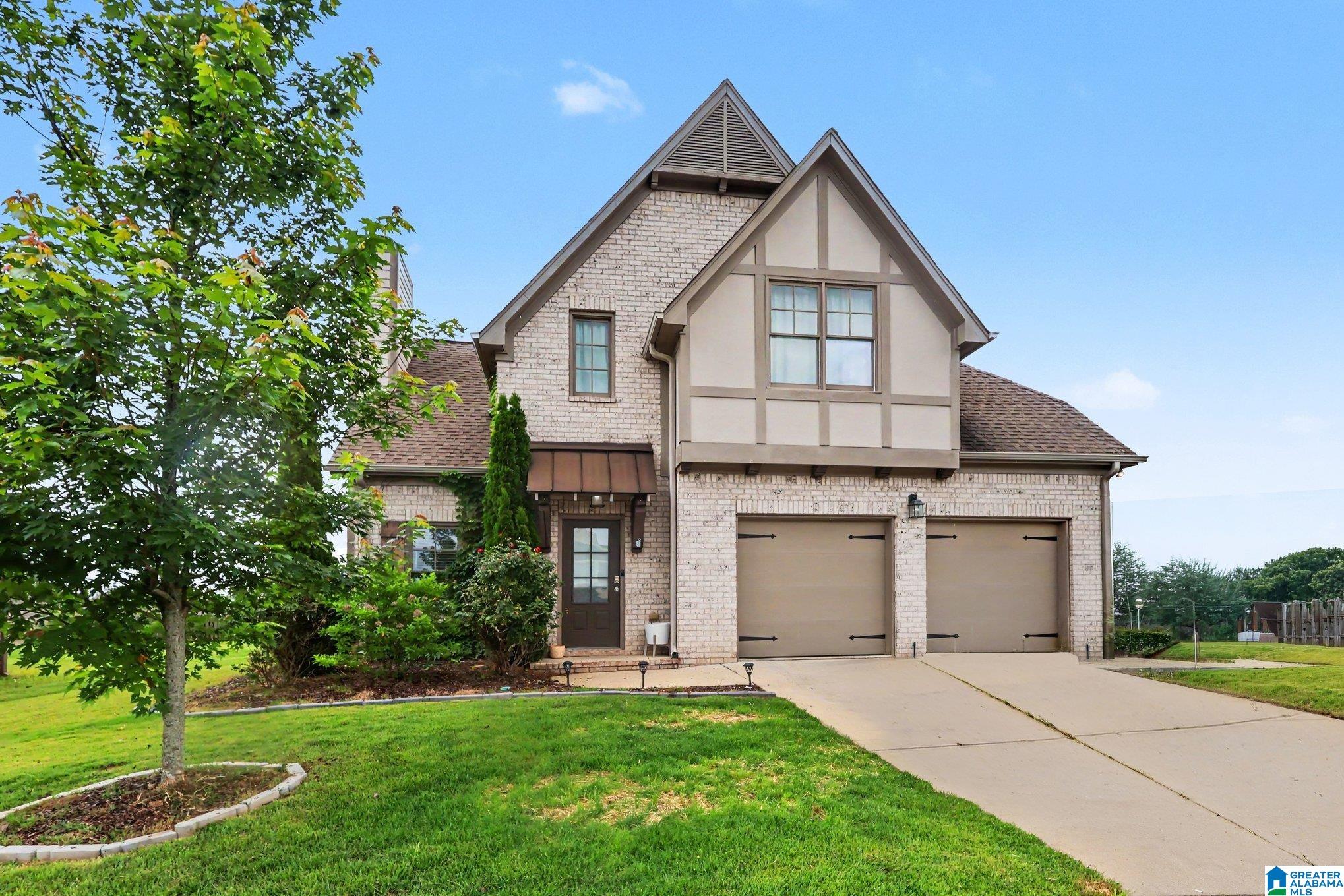 1st image of 1004 Garnet Dr, Calera, AL 35040 | MLS# 21454809