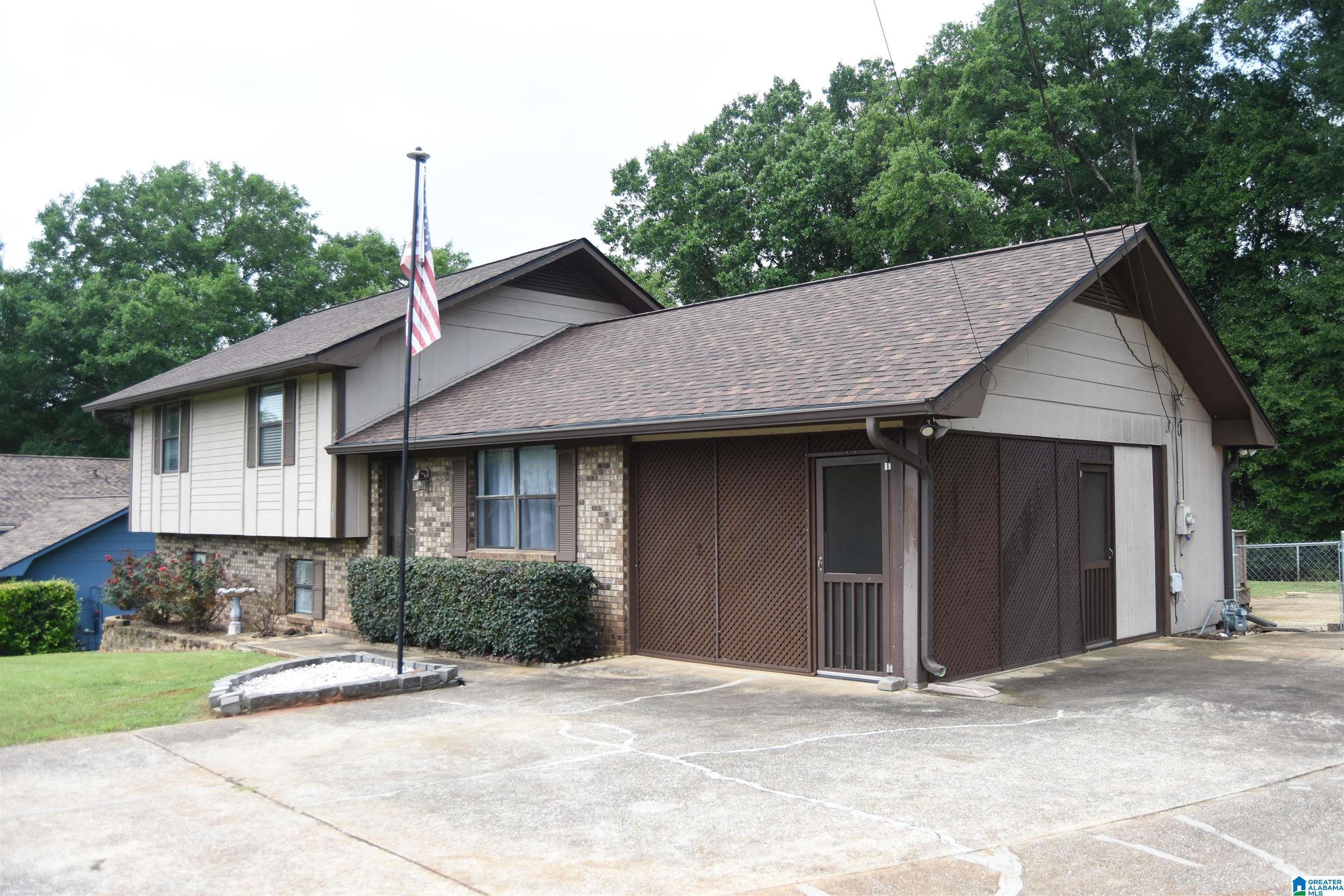 3rd image of 13 Lone Oak Dr, Weaver, AL 36277 | MLS# 21454812