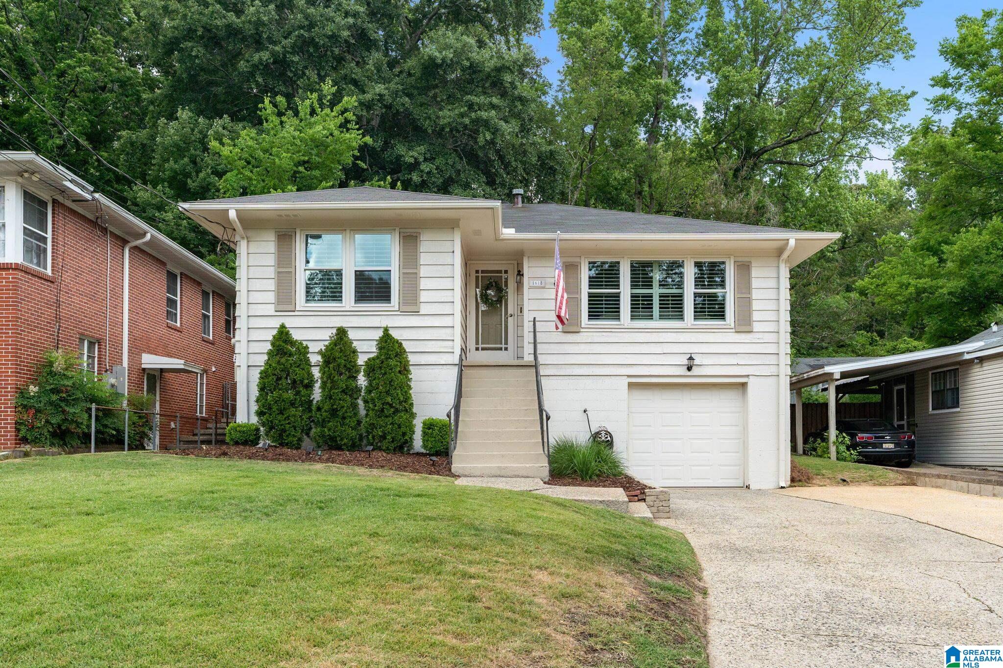 Homes for sale in Birmingham, AL | 1618 Woodfern Dr, Birmingham, AL 35209 | MLS# 21454855