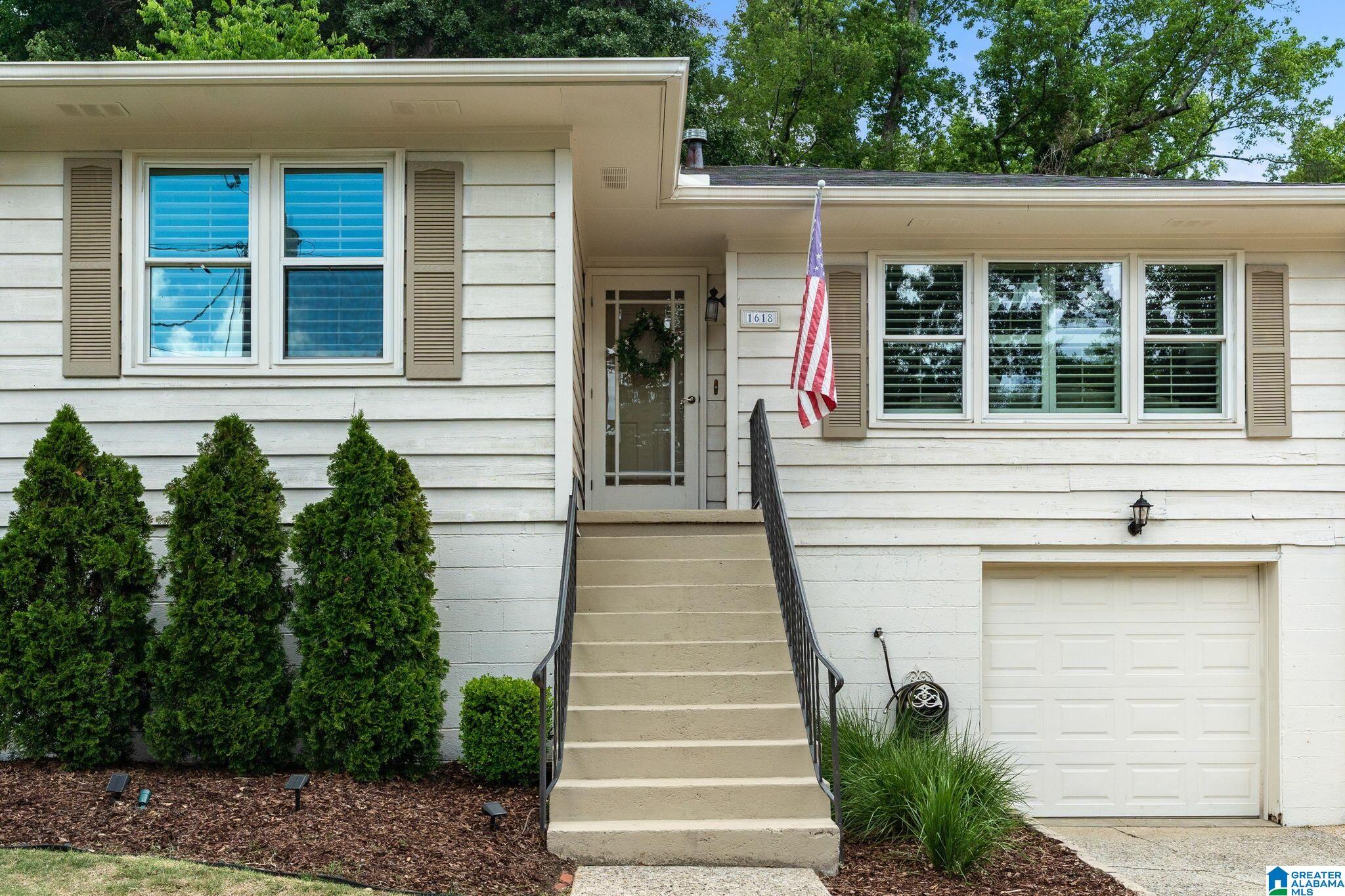 Homes for sale in Birmingham, AL | 1618 Woodfern Dr, Birmingham, AL 35209 | MLS# 21454855