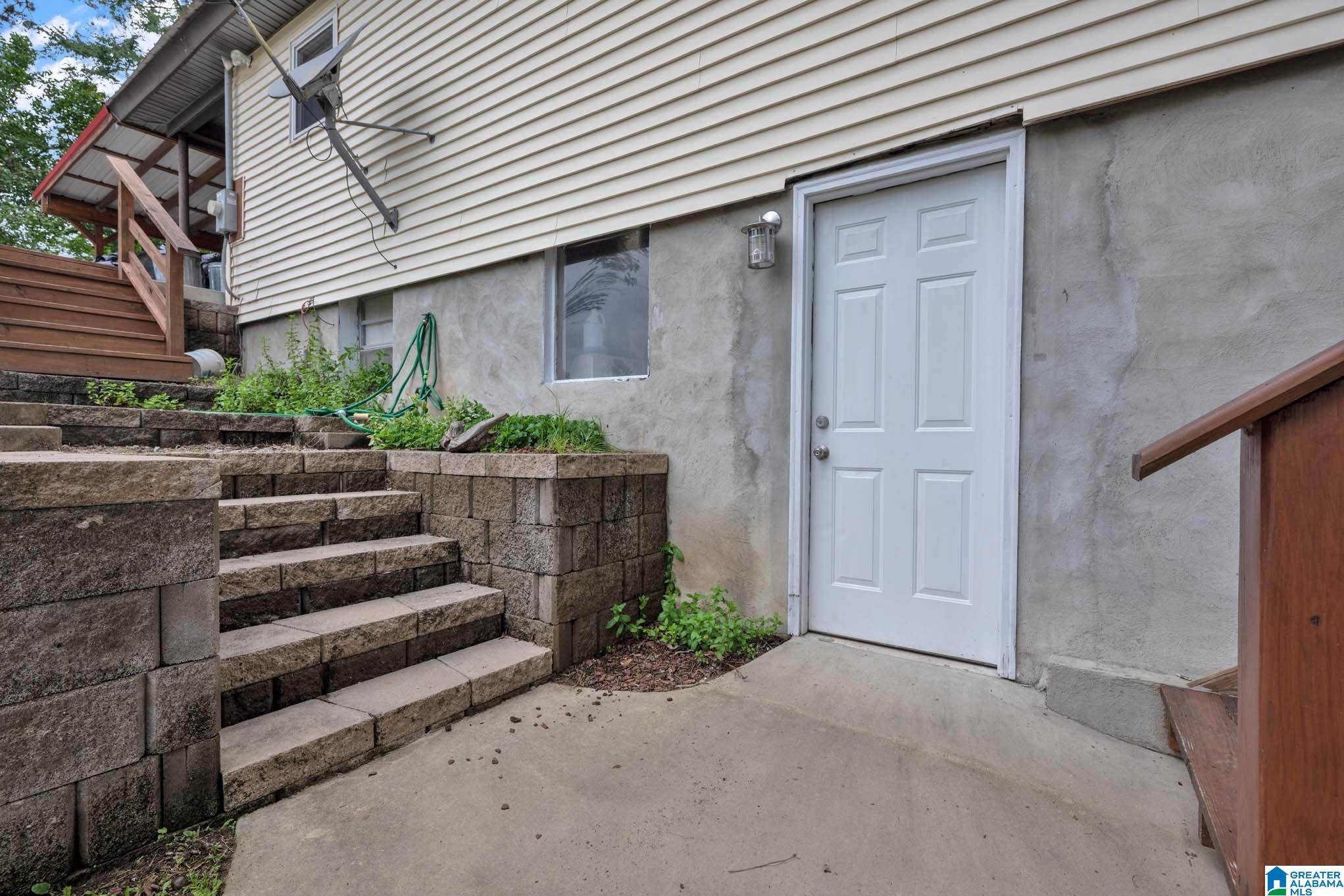 4th image of 142 Riverside Dr, Bessemer, AL 35023 | MLS# 21454934