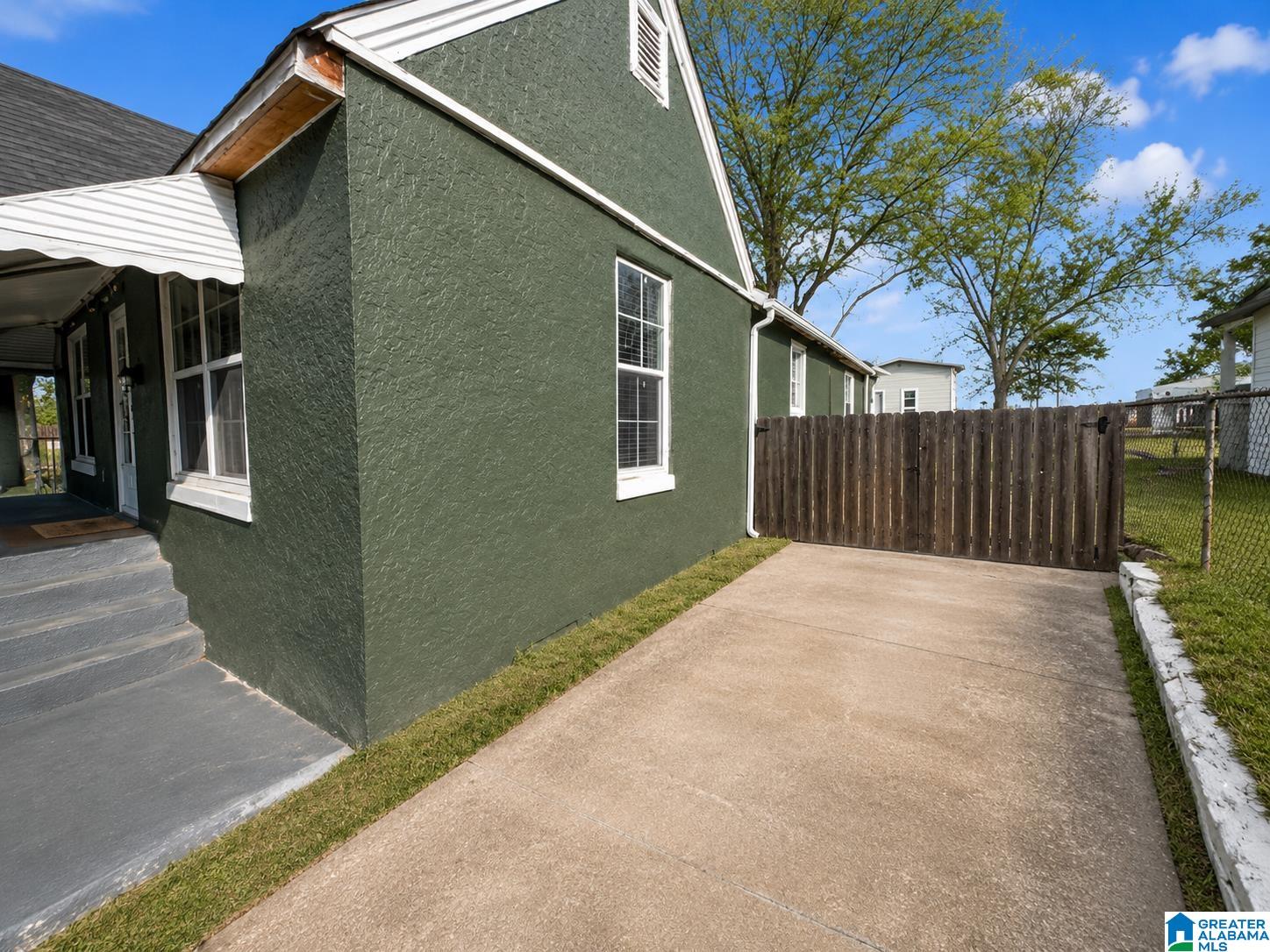 Photo 3 of Single family home for sale at 432 Kappa Ave S, Birmingham, AL 35205 | MLS# 21455006 | Listing updated on 2026-09-12