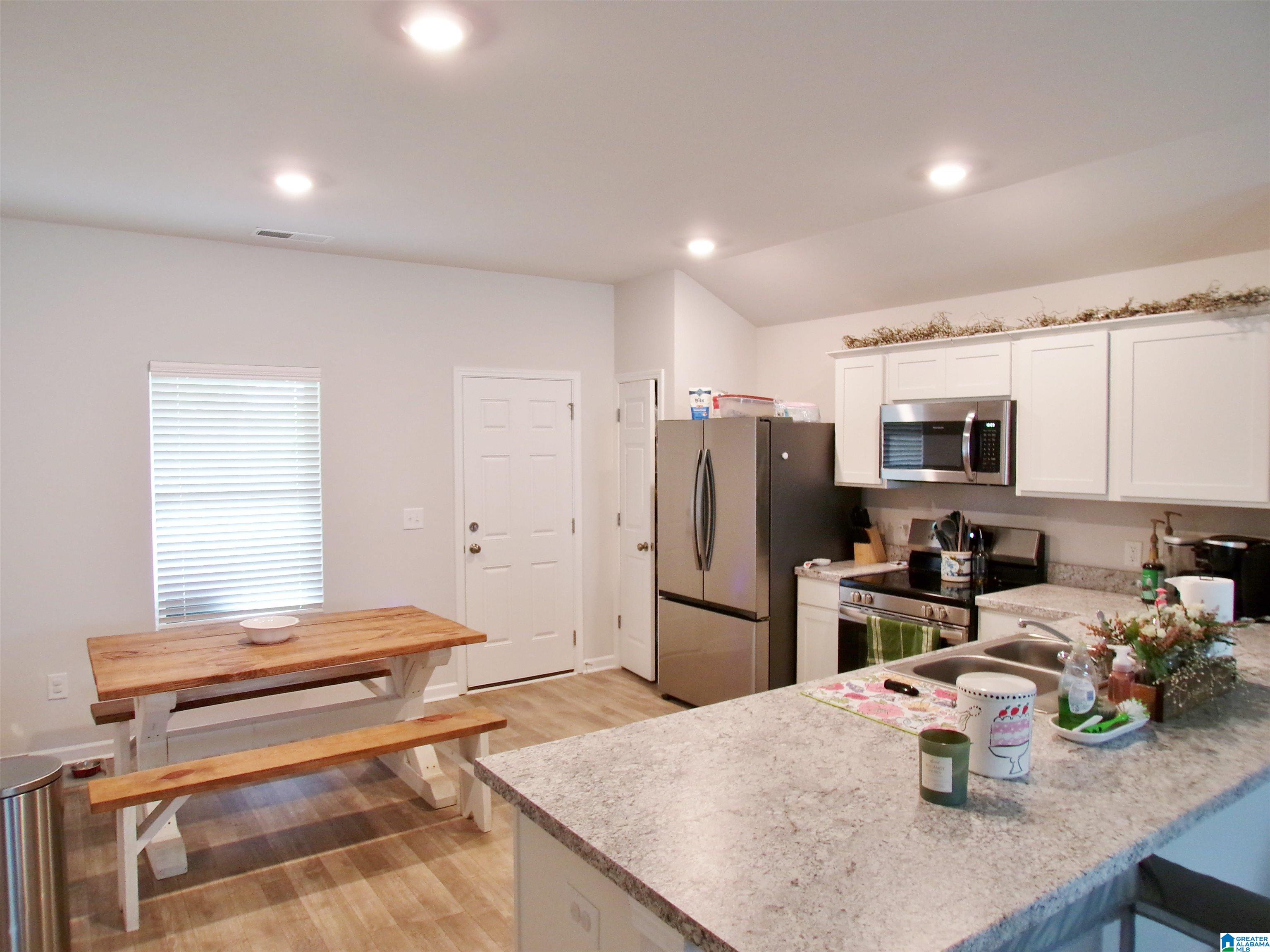 Photo 3 of Single family home for sale at 190 Andrew Ln, Odenville, AL 35120 | MLS# 21455021 | Listing updated on 2026-09-09