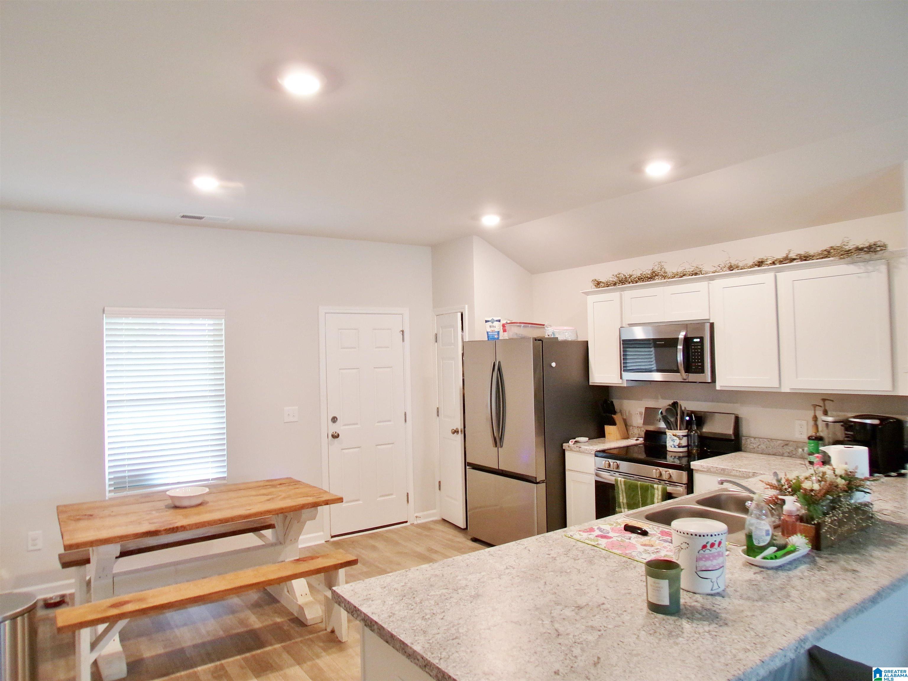 Photo 3 of Single family home for sale at 190 Andrew Ln, Odenville, AL 35120 | MLS# 21455021 | Listing updated on 2026-09-09