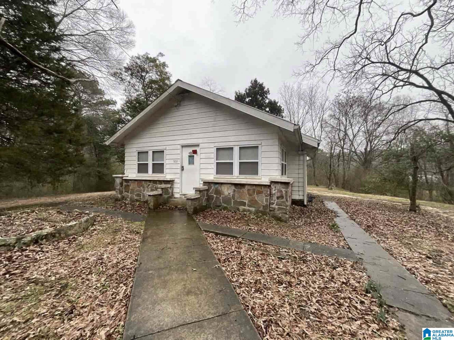 Photo 1 of Sale Pending at 5235 Amber Hills Rd, Birmingham, AL 35210 | MLS# 21455069 | Listing updated on 2026-09-19
