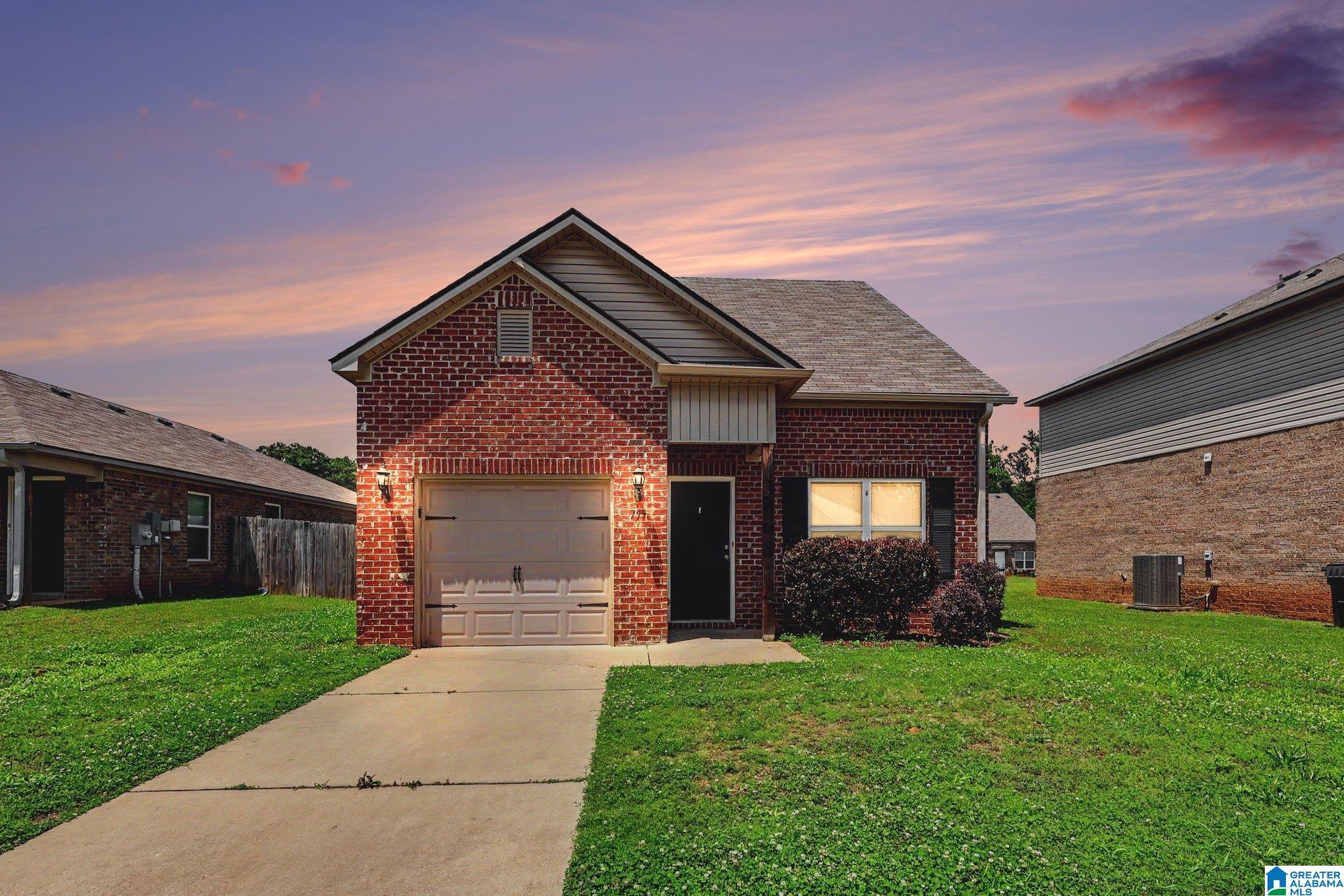799 THE HEIGHTS LANE