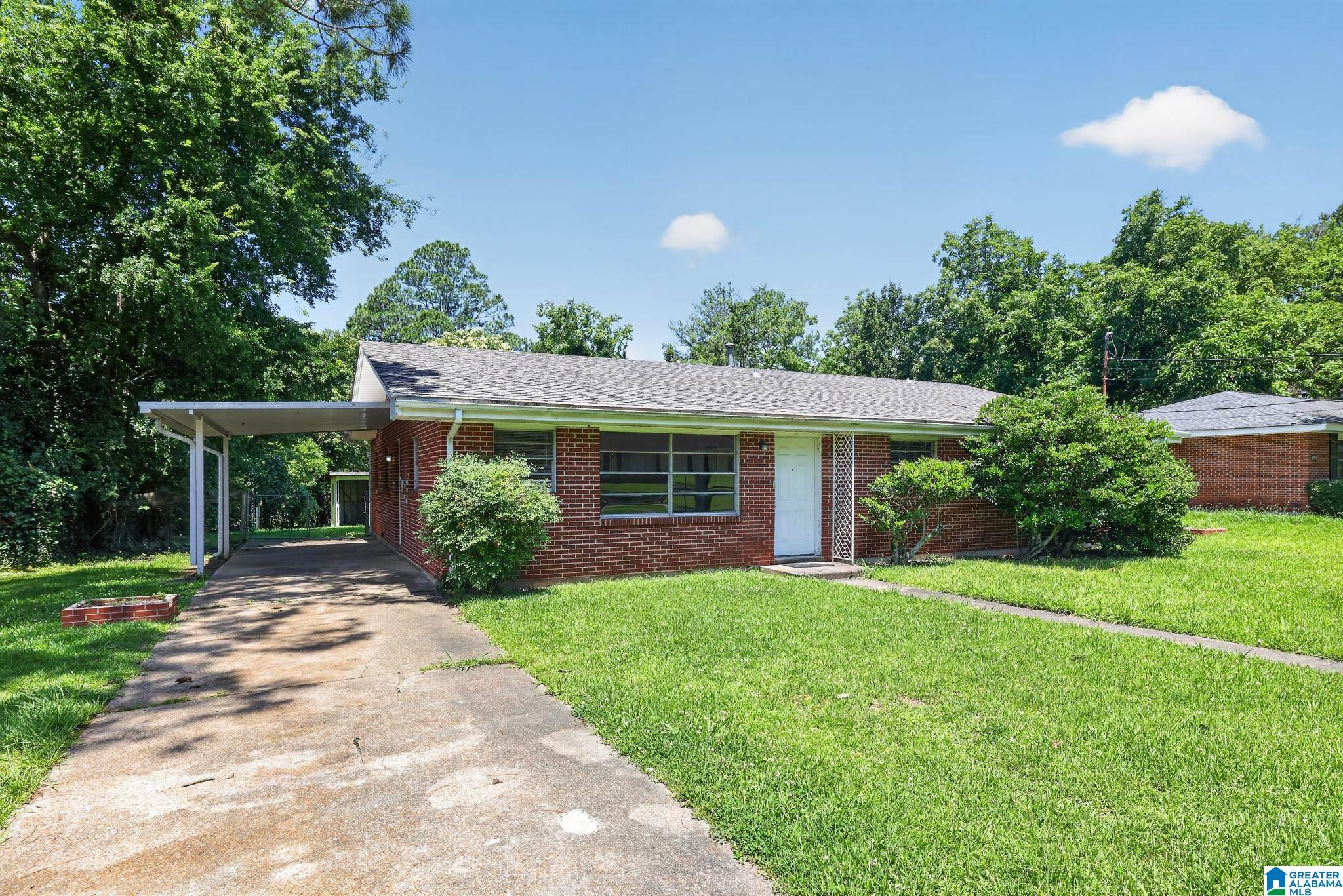 Photo 1 of Sale Pending at 1824 Longmeadow Dr, Montgomery, AL 36106 | MLS# 21455101 | Listing updated on 2026-09-15