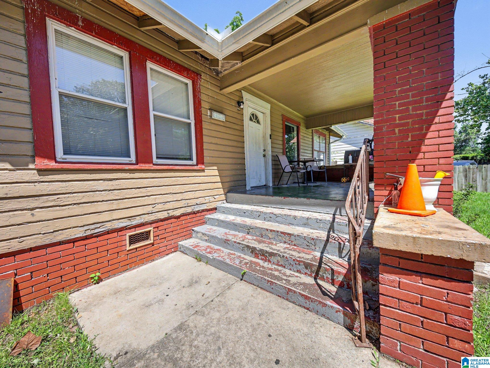 Photo 3 of Single family home for sale at 225 67th Place N, Birmingham, AL 35206 | MLS# 21455166 | Listing updated on 2026-09-16
