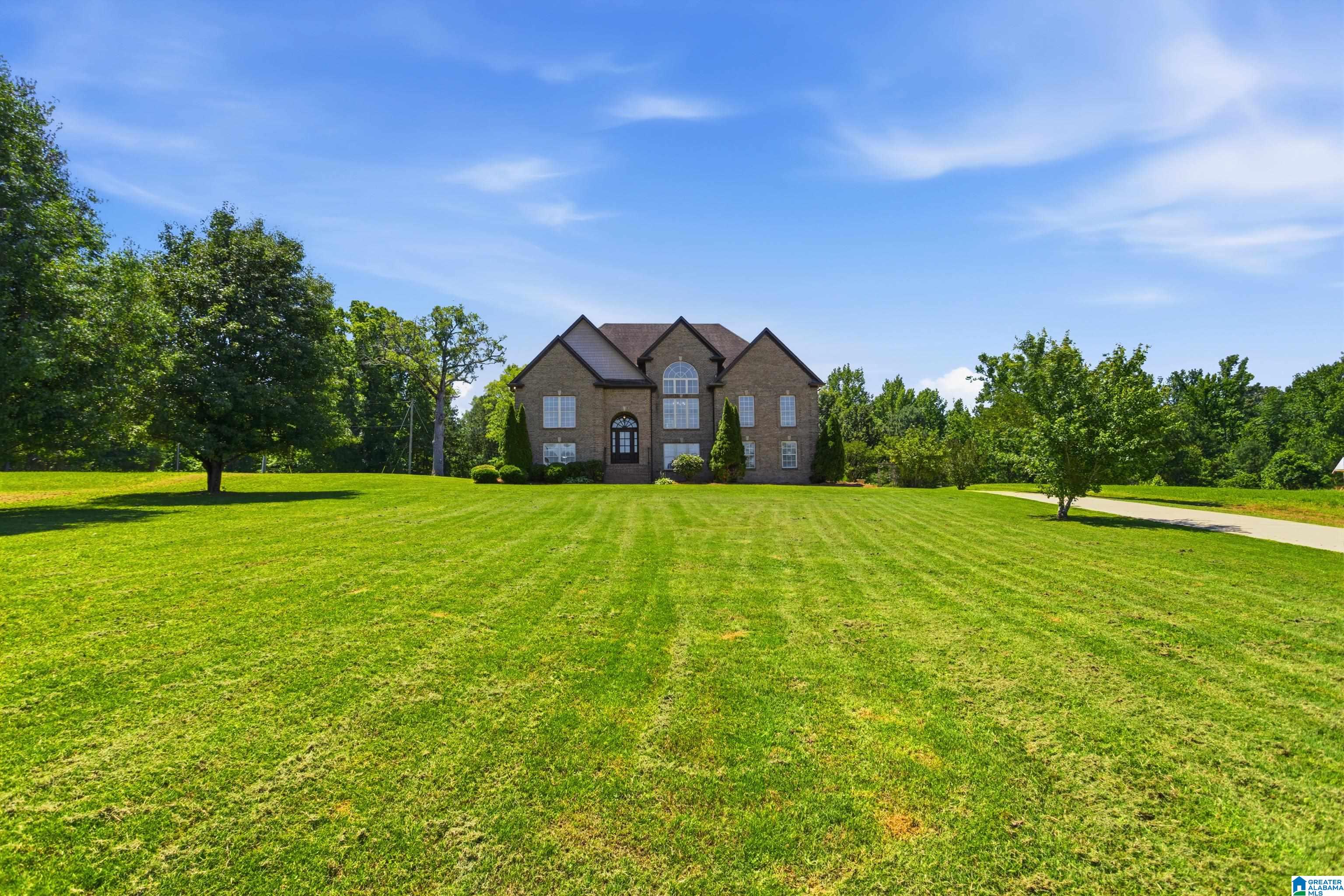 Photo 3 of Single family home for sale at 4905 Michael Dr, Dora, AL 35062 | MLS# 21455170 | Listing updated on 2026-09-14