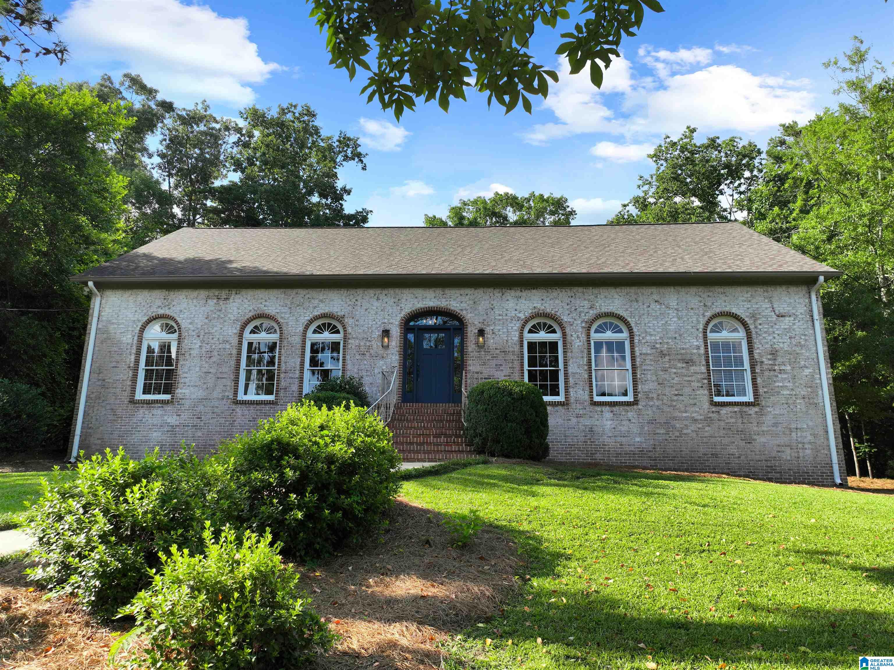 Homes for sale in Mountain Brk, AL | 3908 Spring Valley Road, Mountain Brk, AL 35223 | MLS# 21455174