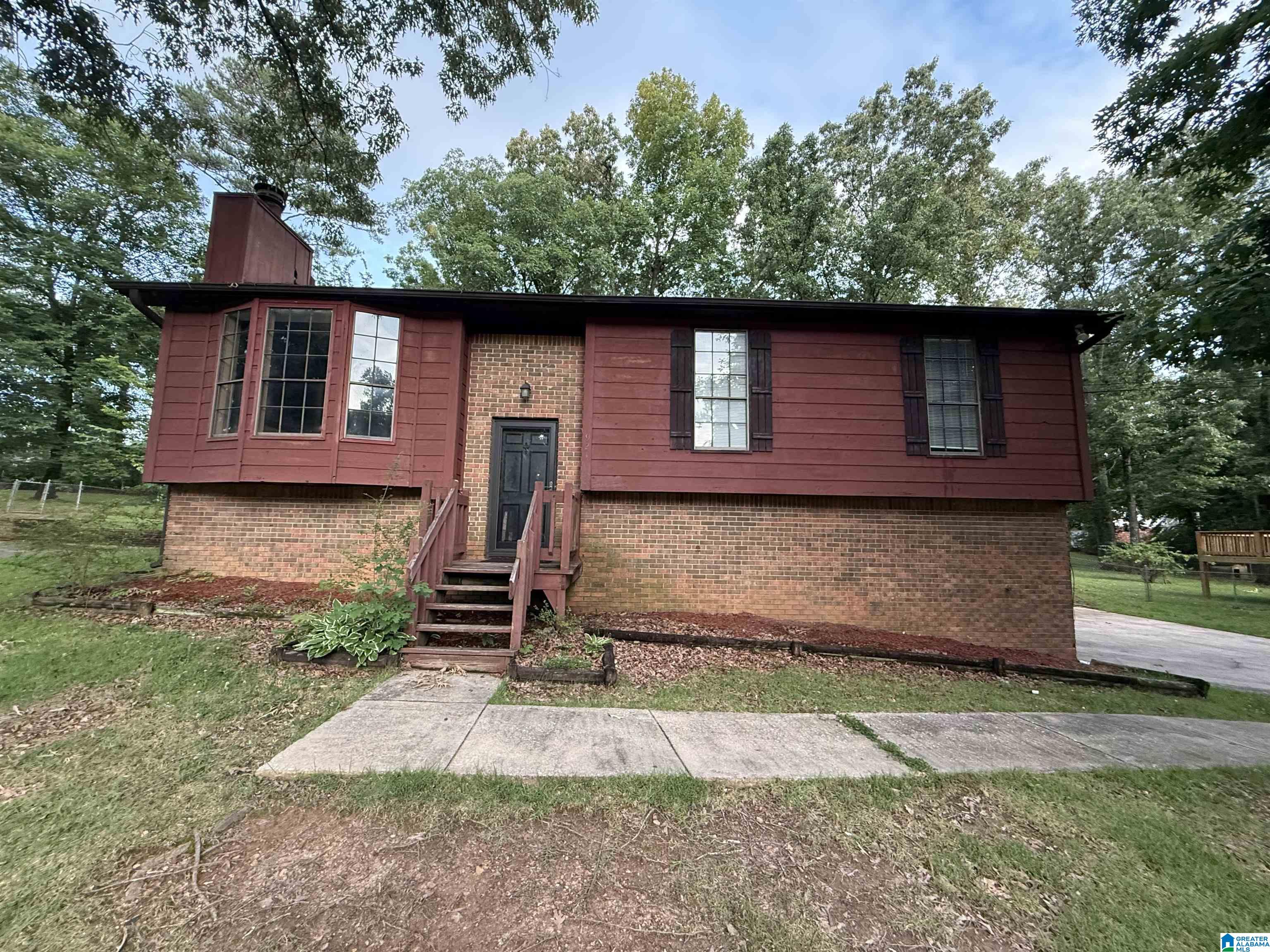 Single family home for sale at 921 Thomas Dr, BIRMINGHAM, AL 35215 | MLS# 21455207