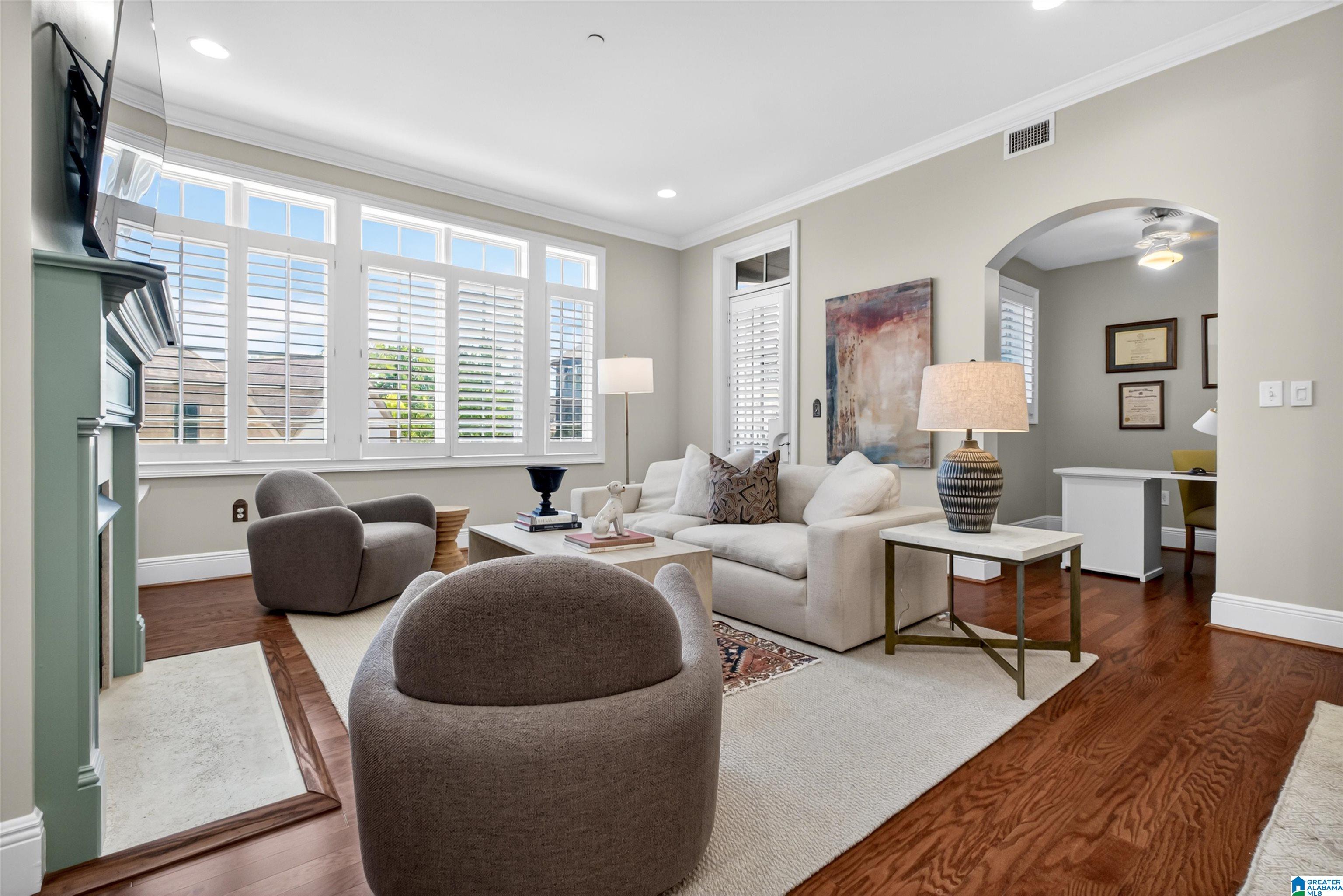 1st image of 100 Hallman Hill #301, Birmingham, AL 35209 | MLS# 21455208