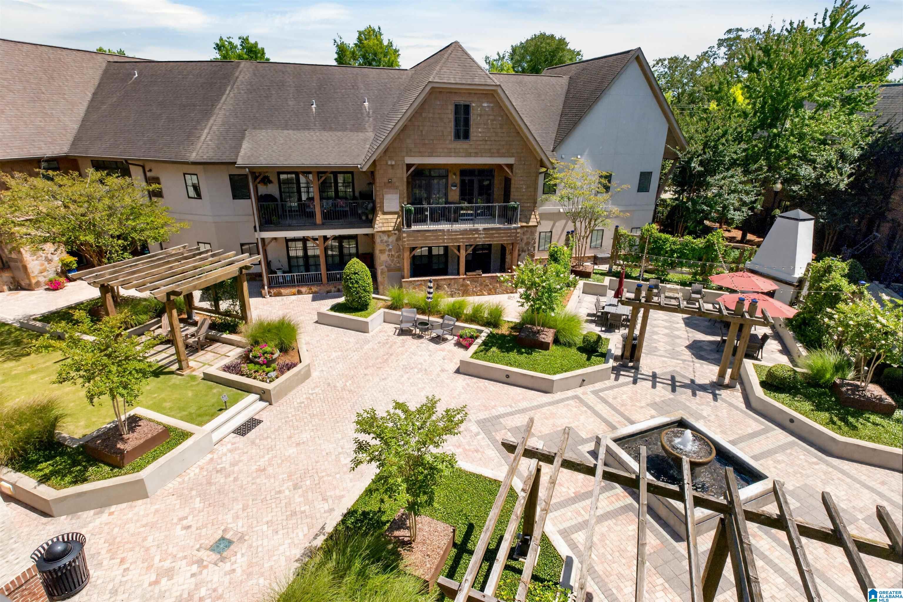 Photo 2 of Condo for sale at 100 Hallman Hl #301, Birmingham, AL 35209 | MLS# 21455208 | Listing updated on 2026-09-16