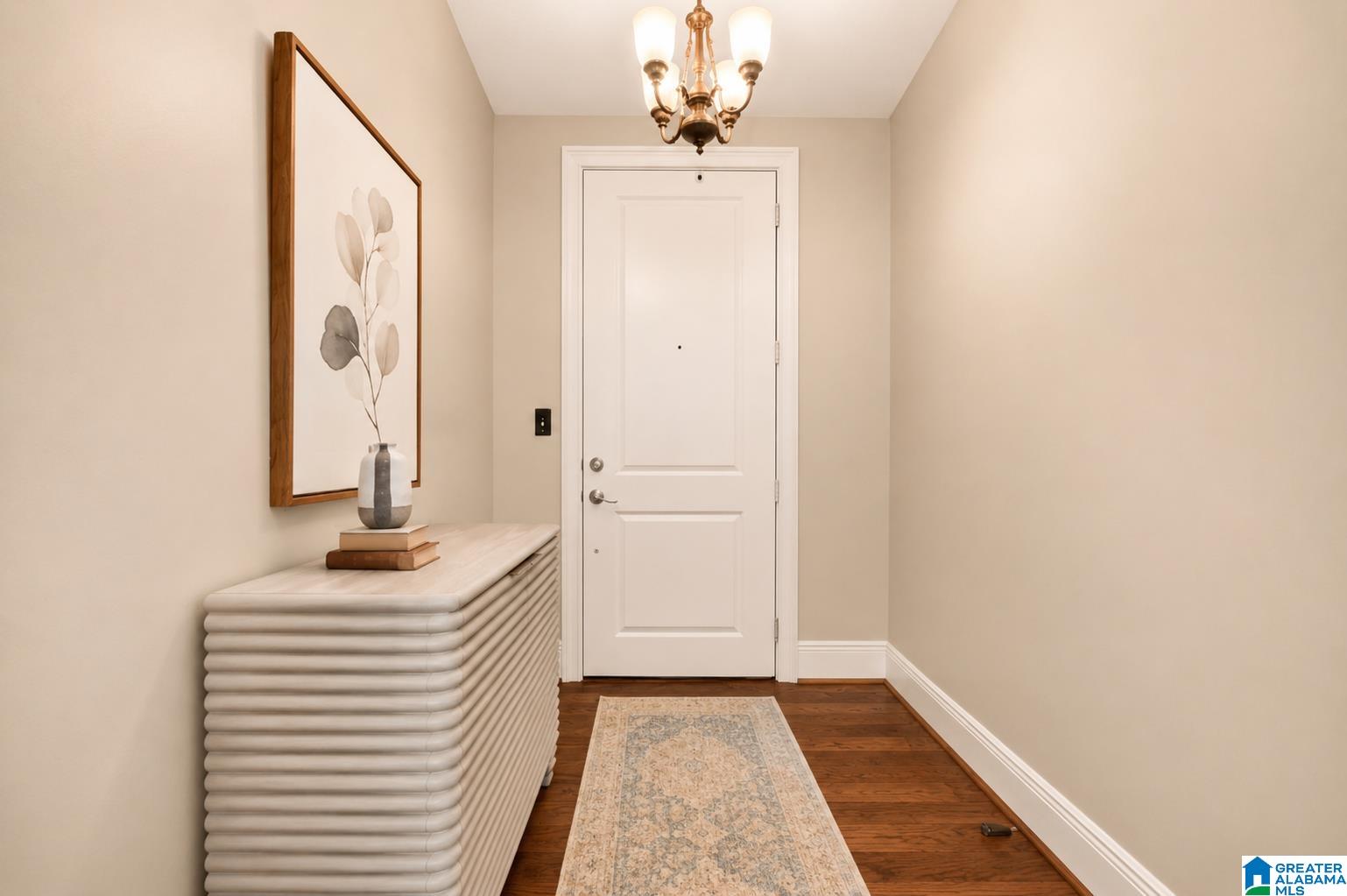 2nd image of 100 Hallman Hill #301, Birmingham, AL 35209 | MLS# 21455208