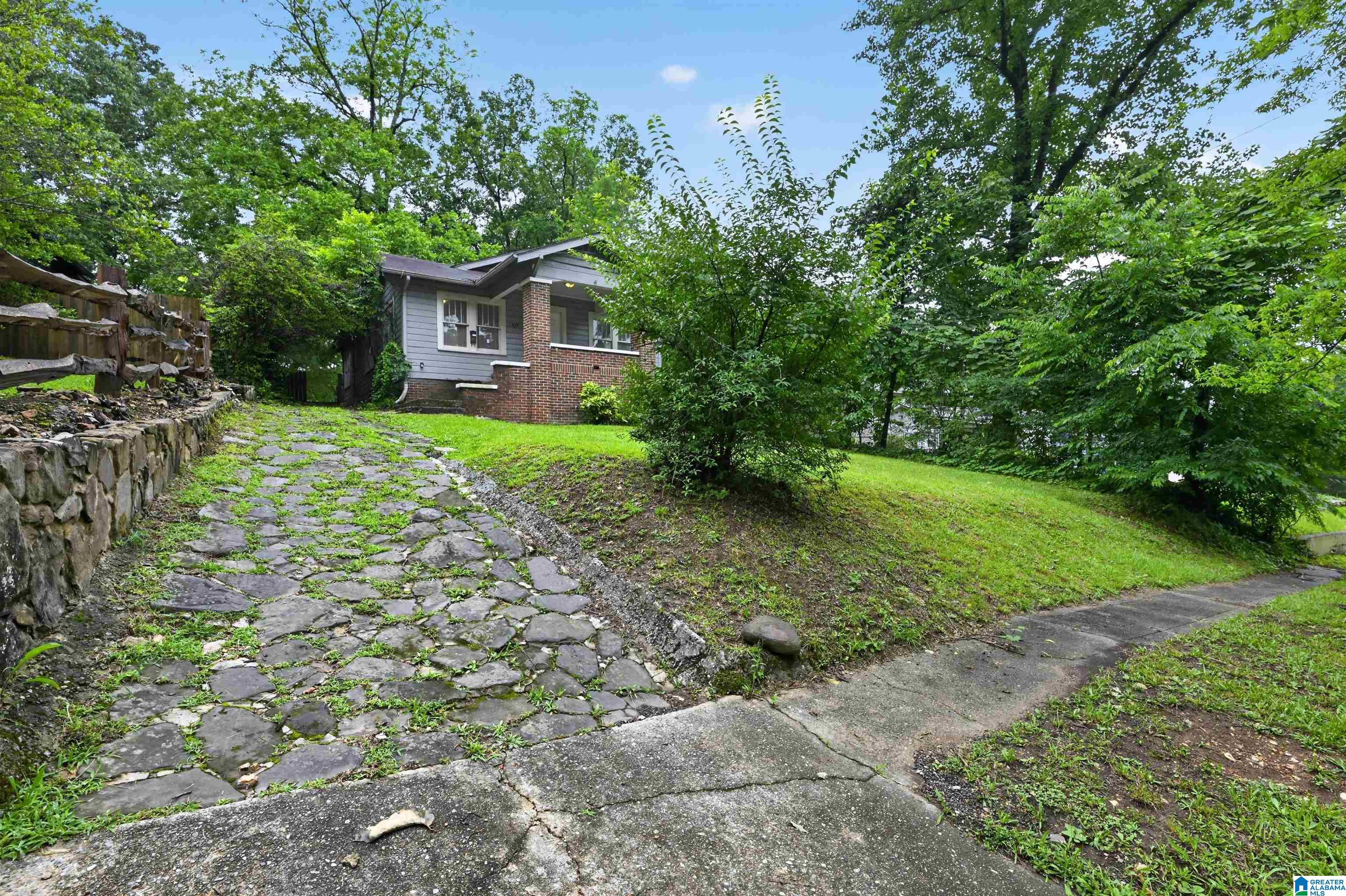 Homes for sale in Birmingham, AL | 938 80Th Street S, Birmingham, AL 35206 | MLS# 21455225
