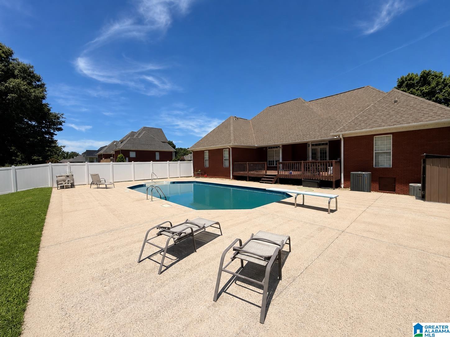 2nd image of 214 Buck Circle, Clanton, AL 35045 | MLS# 21455238