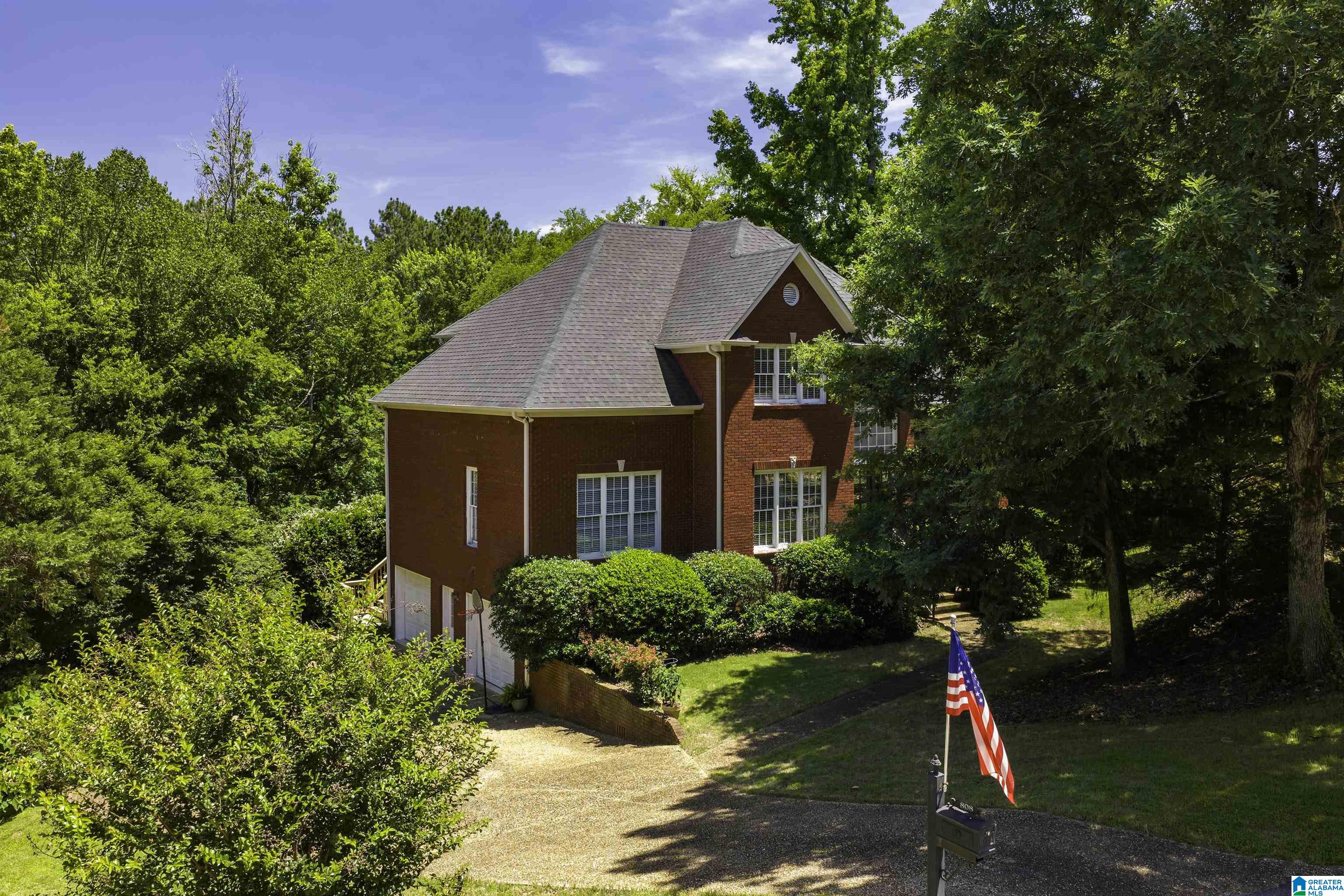 3rd image of 808 May Apple Court, Hoover, AL 35244 | MLS# 21455296