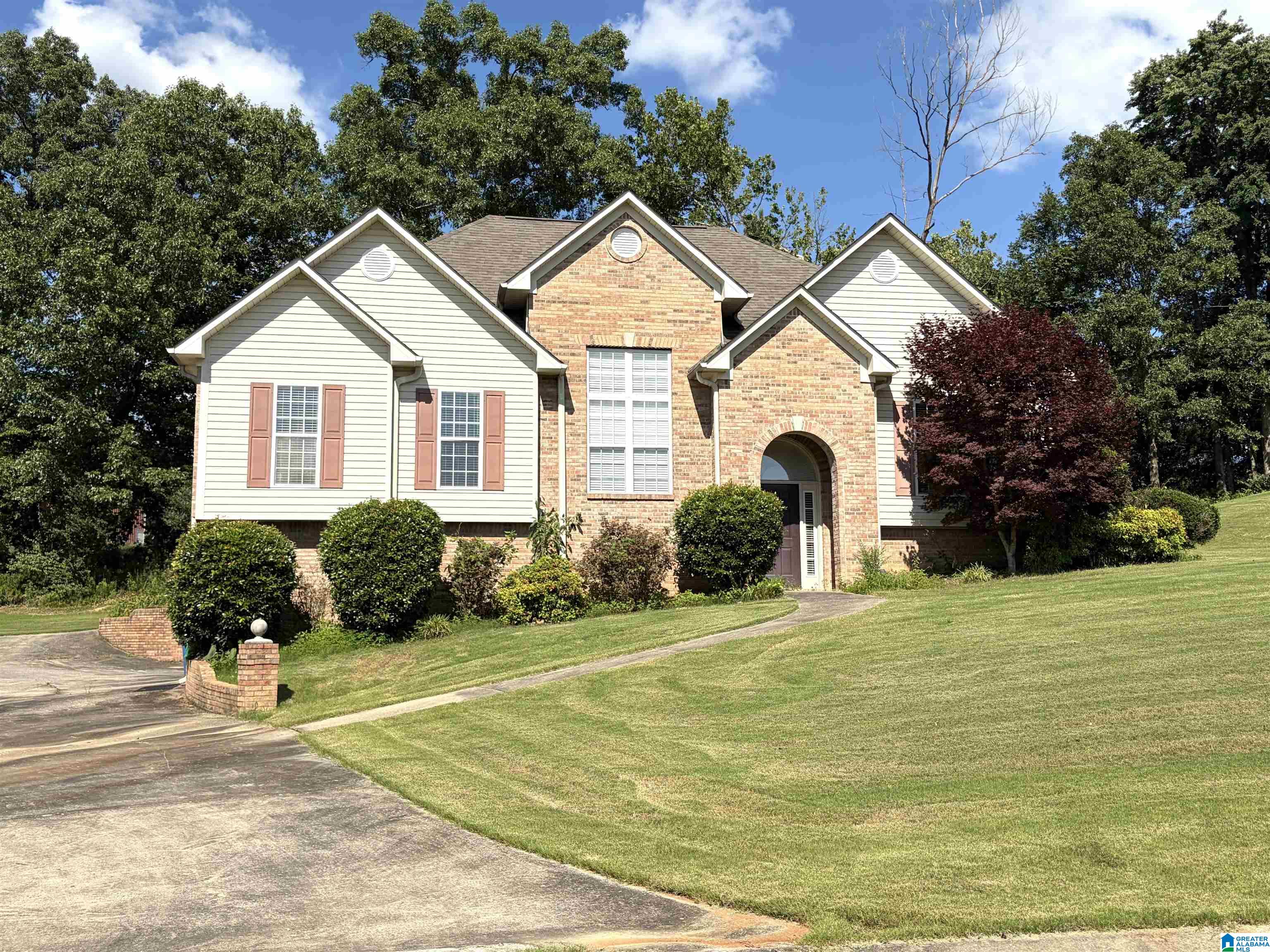 Homes for sale in Kimberly, AL | 9777 Deerview Lane, Kimberly, AL 35091 | MLS# 21455375