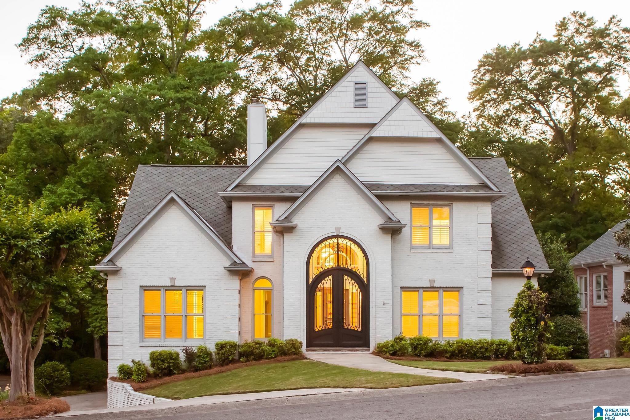 Photo 41 of Sale Pending at 2551 Ivy Glenn Dr, Vestavia, AL 35243 | MLS# 21455470 | Listing updated on 2026-07-19