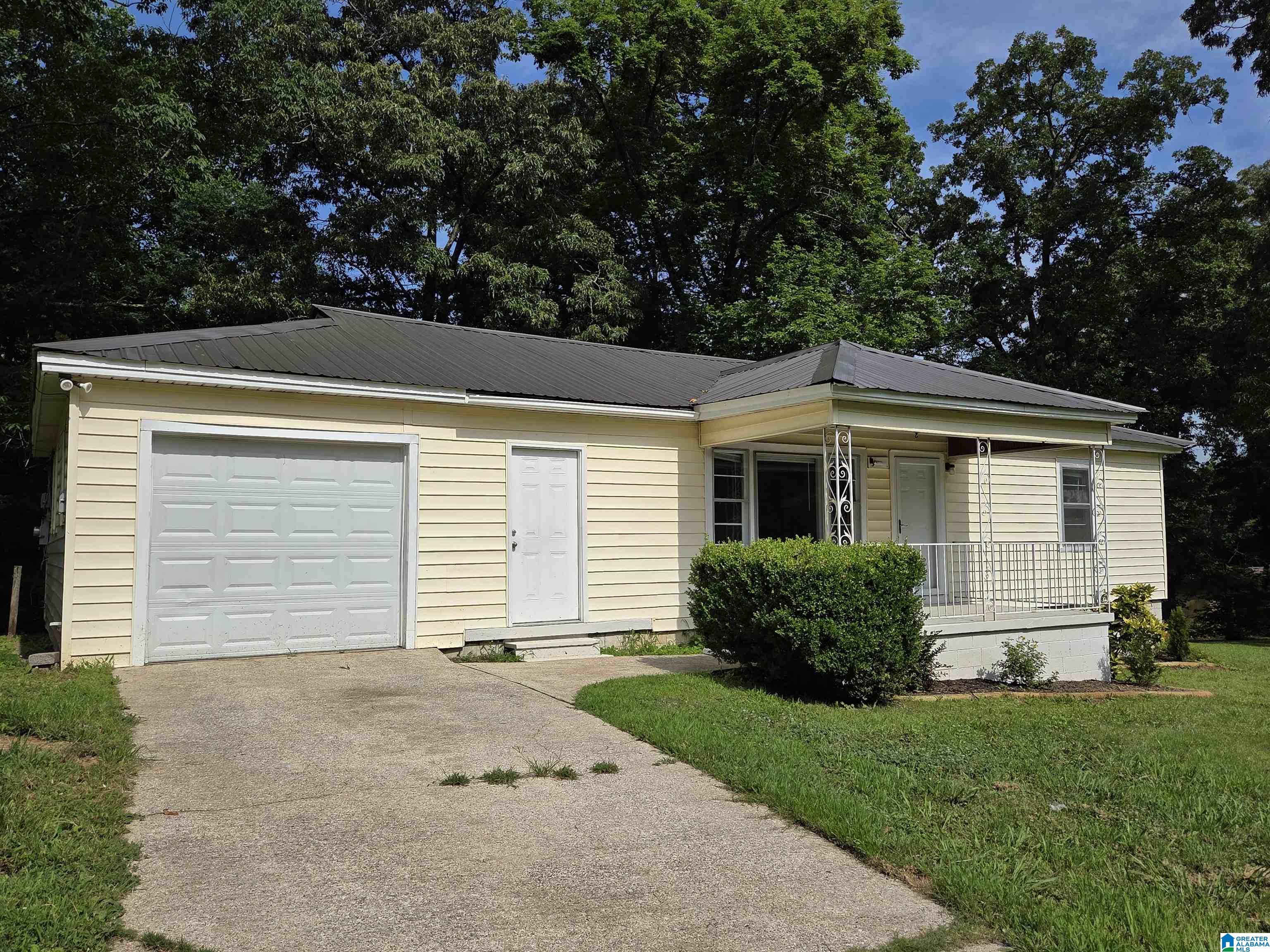 Photo 2 of Single family home for sale at 1632 Haven Dr N, Birmingham, AL 35214 | MLS# 21455471 | Listing updated on 2026-09-09