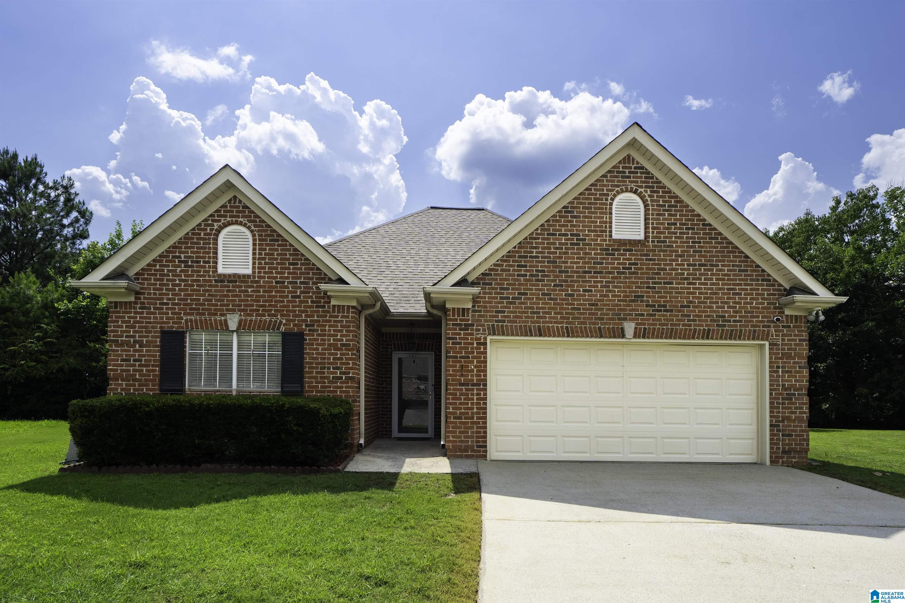2nd image of 562 Summit Circle, Fultondale, AL 35068 | MLS# 21455505